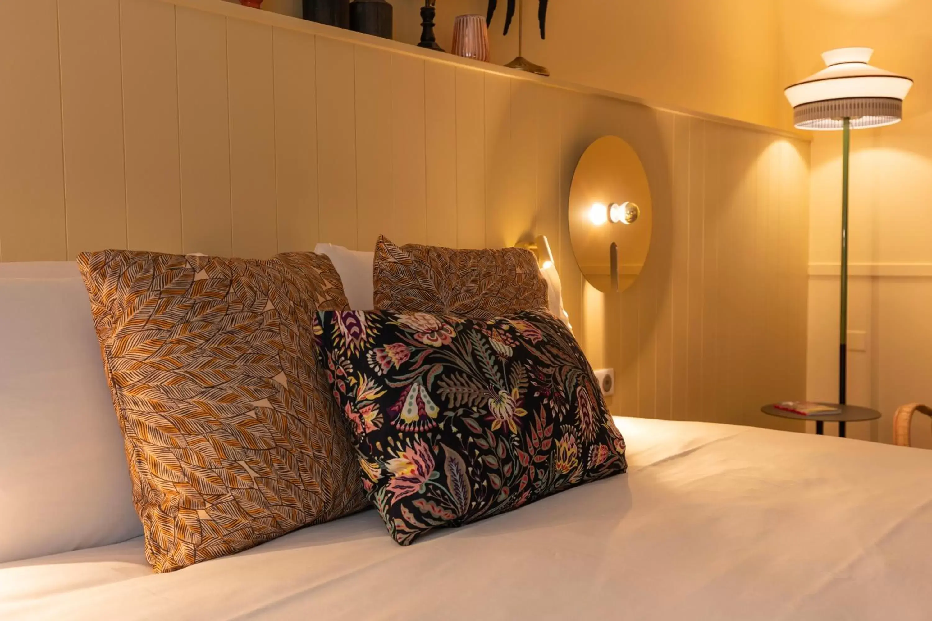 Standard King Room with City View in Hotel Indigo Bordeaux Centre Chartrons by IHG Standard King Room with City View in Hotel Indigo Bordeaux Centre Chartrons by IHG