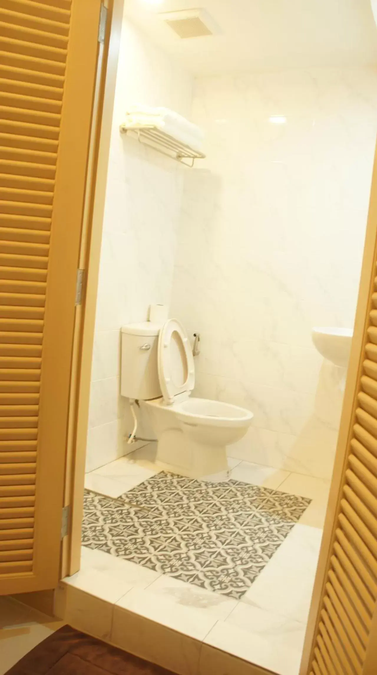 Deluxe Double Room in RCN Court & Inn Deluxe Double Room in RCN Court & Inn