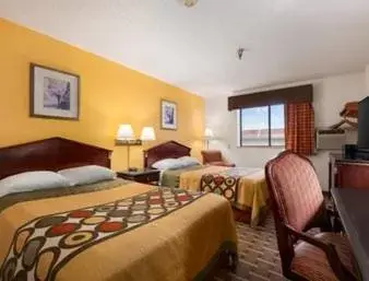 Double Room with Two Double Beds - Smoking in Super 8 by Wyndham Brookville Double Room with Two Double Beds - Smoking in Super 8 by Wyndham Brookville