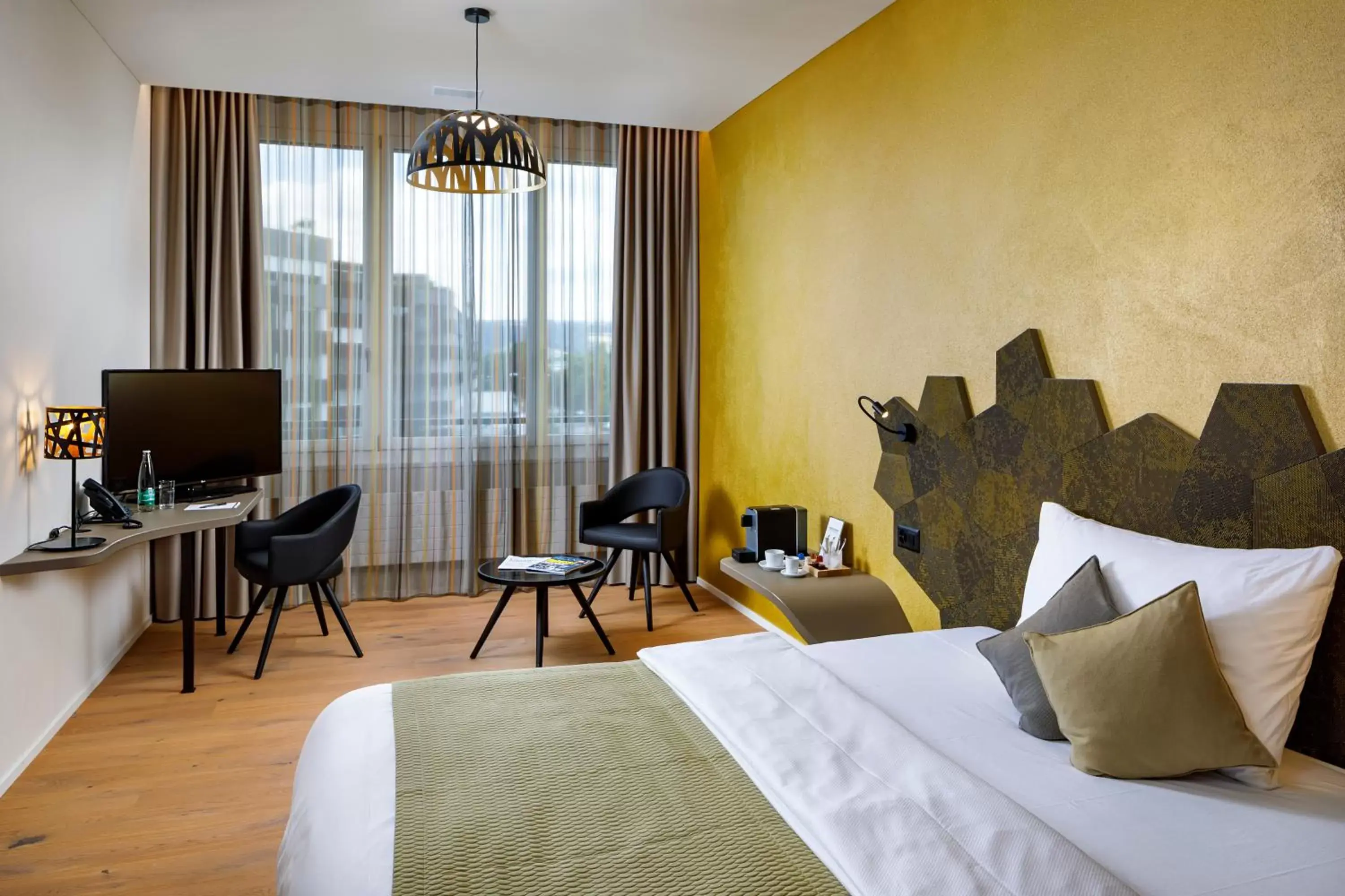 Deluxe Queen Room in Focus Hotel Deluxe Queen Room in Focus Hotel