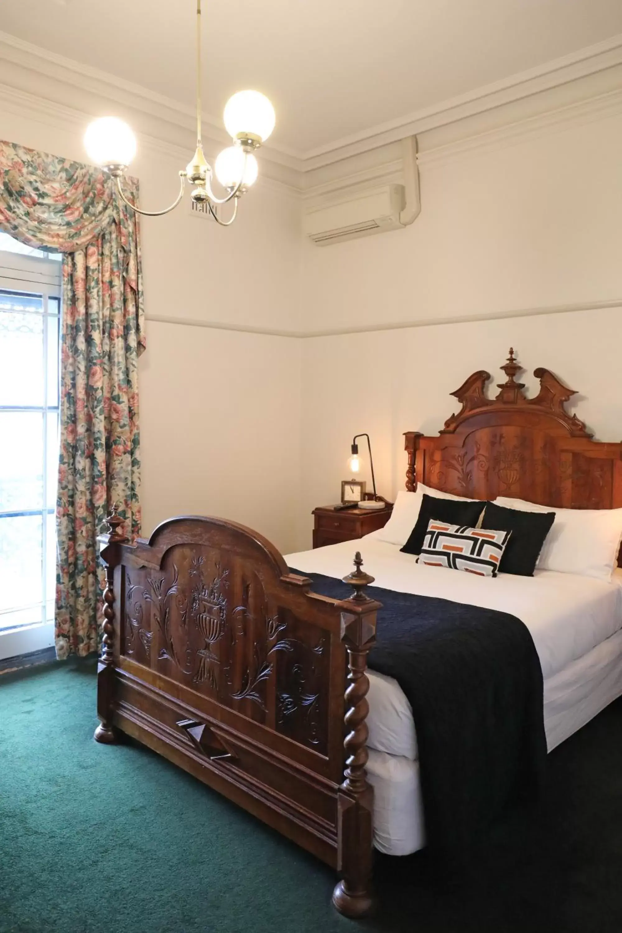 Balcony Suite in Yarra Valley Grand Balcony Suite in Yarra Valley Grand