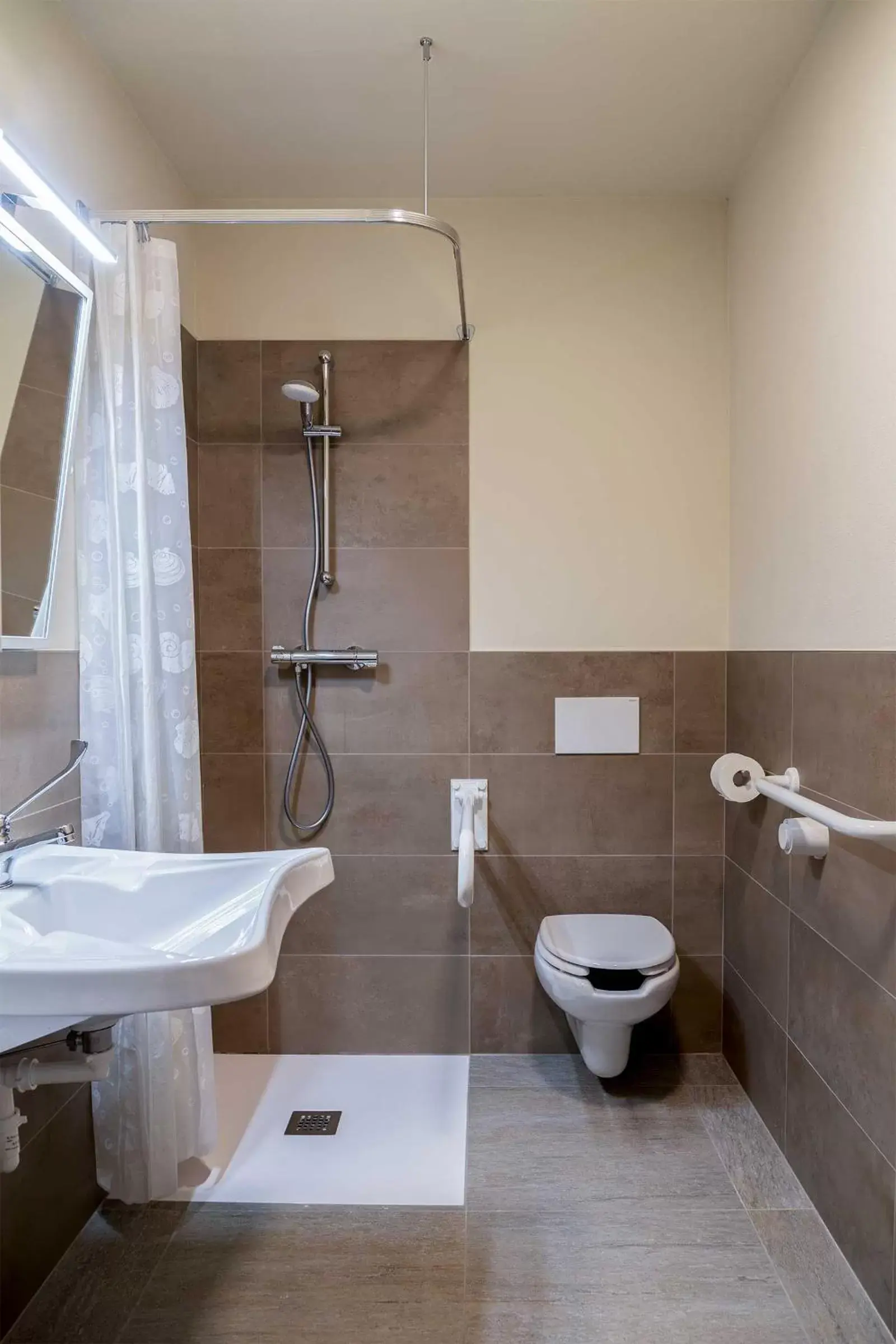 Twin Room - Disability Access in Meublè La Betulla Twin Room - Disability Access in Meublè La Betulla