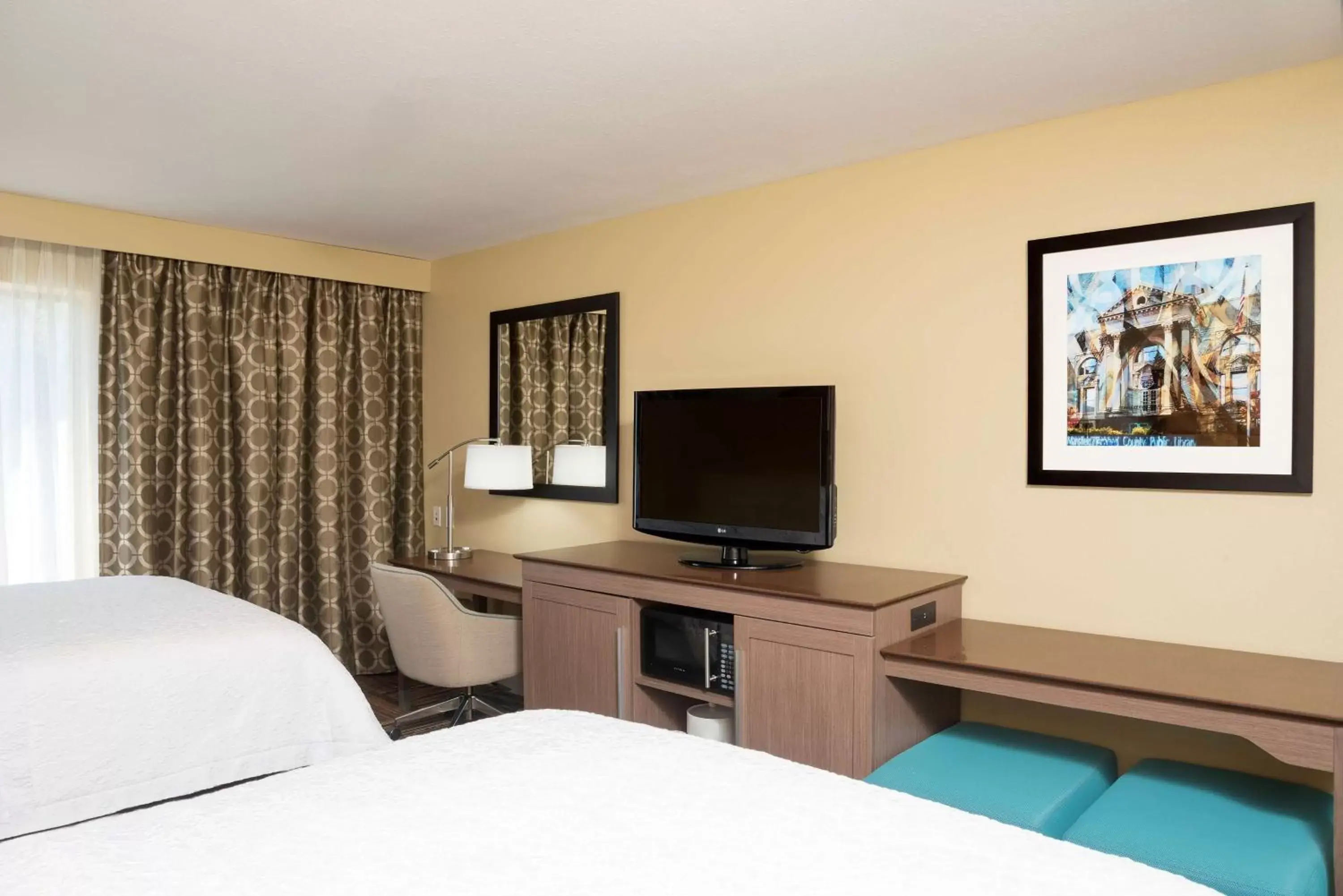 Room with Two Queen Beds - Non-Smoking in Hampton Inn & Suites Mansfield South @ I 71 Room with Two Queen Beds - Non-Smoking in Hampton Inn & Suites Mansfield South @ I 71