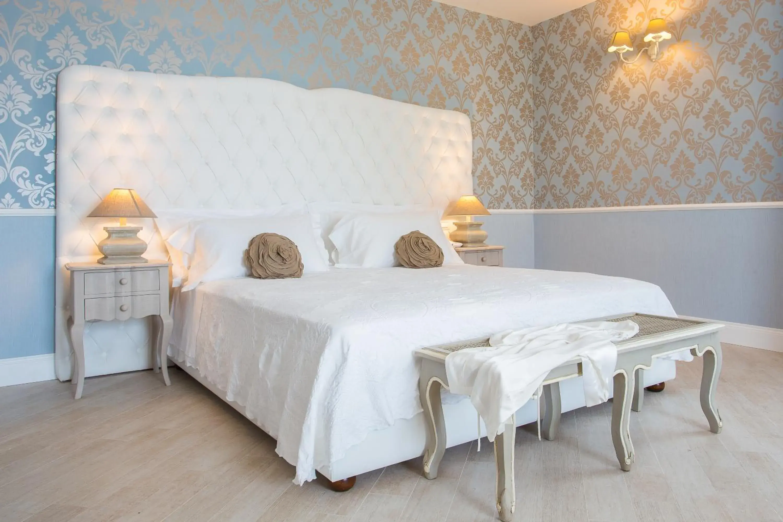 Suite with Spa Bath in Marina Holiday & Spa Suite with Spa Bath in Marina Holiday & Spa