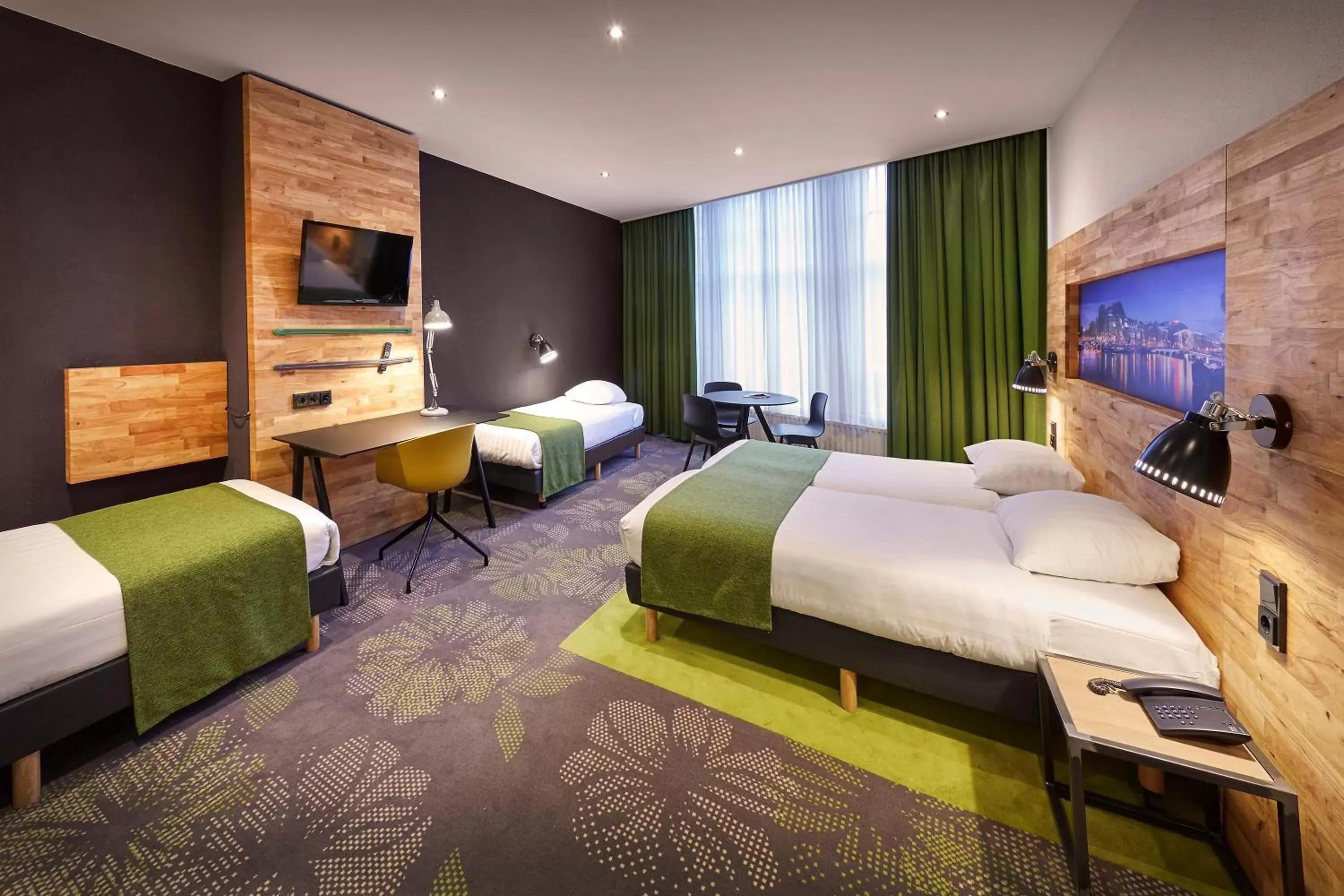 Family Room in Nova Hotel Family Room in Nova Hotel