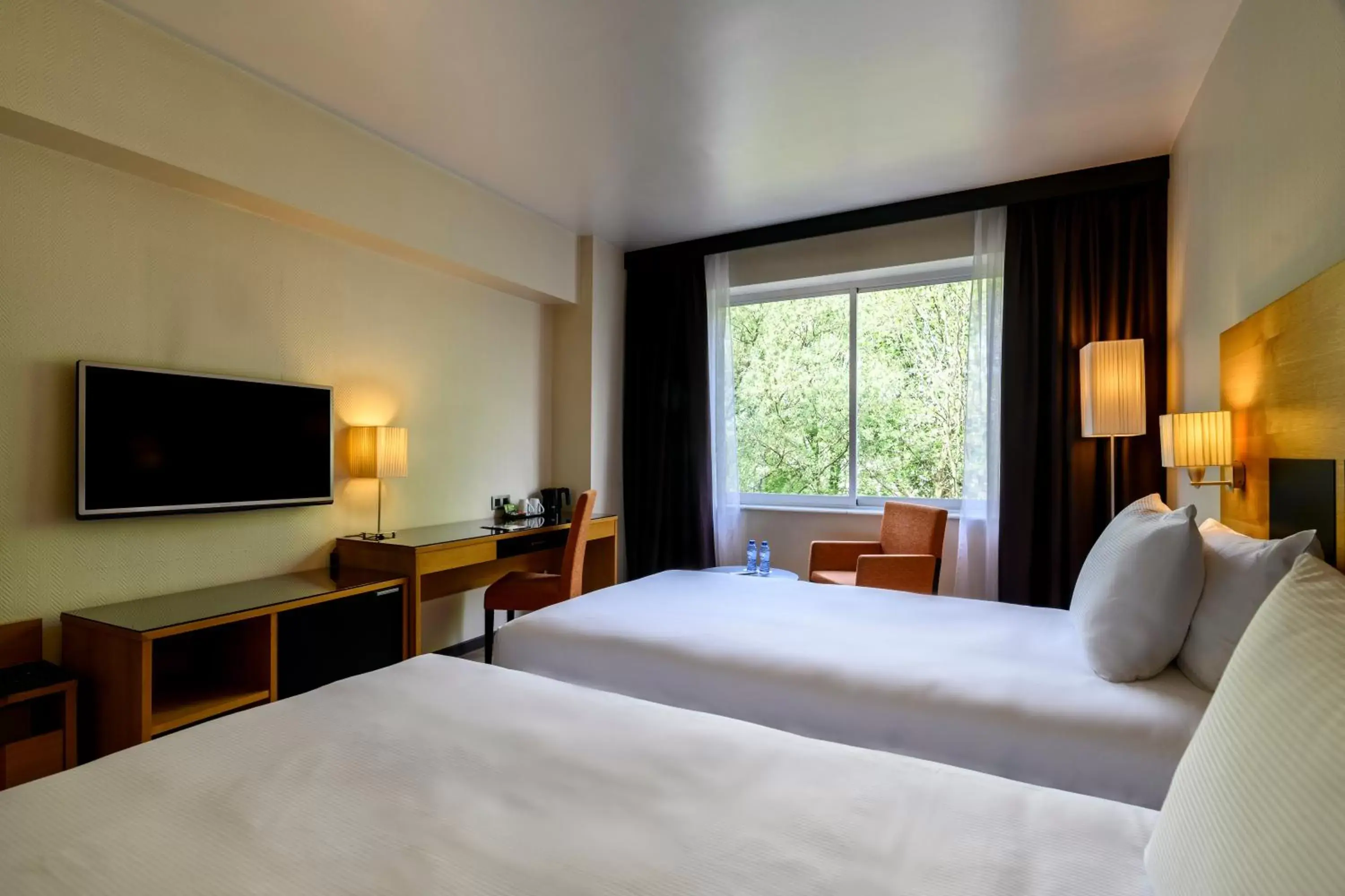 Standard Twin Room in The President Brussels Hotel Standard Twin Room in The President Brussels Hotel