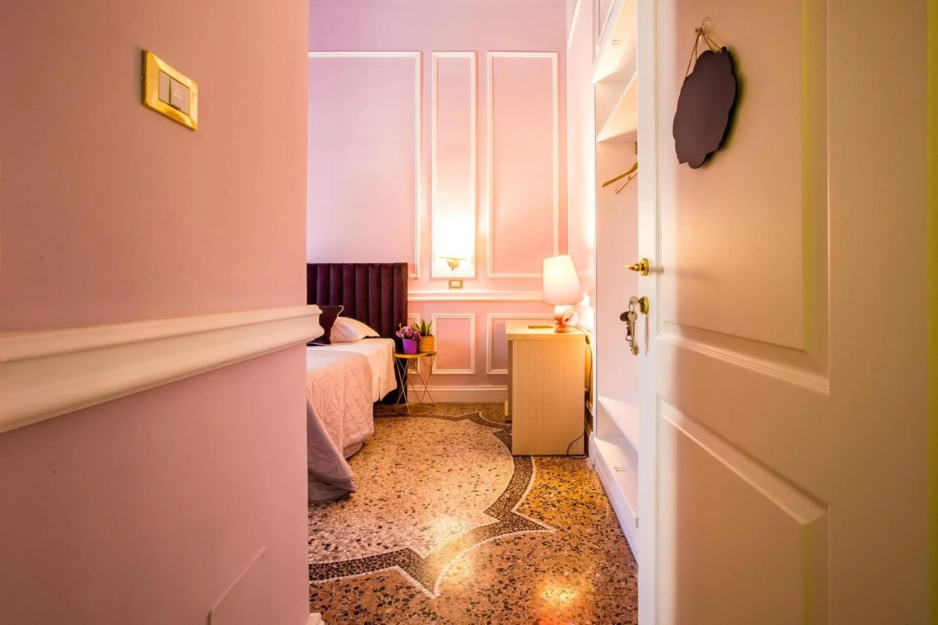 Double Room in Hold Rome - Luxury Suites Double Room in Hold Rome - Luxury Suites