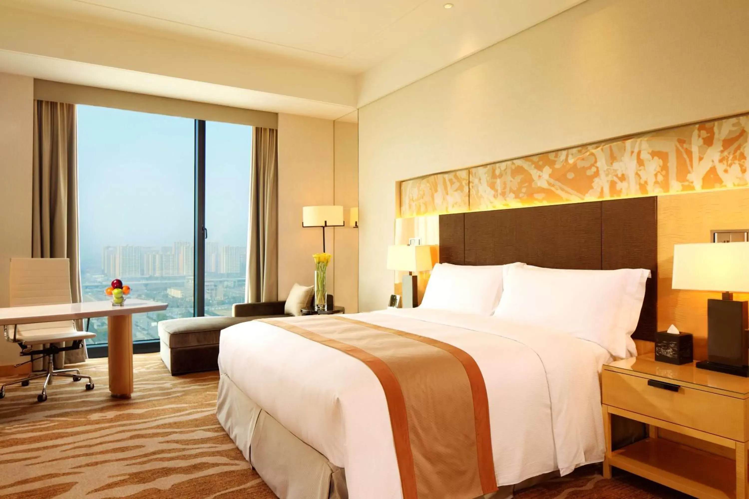 King Guest Room in DoubleTree by Hilton Hangzhou East King Guest Room in DoubleTree by Hilton Hangzhou East