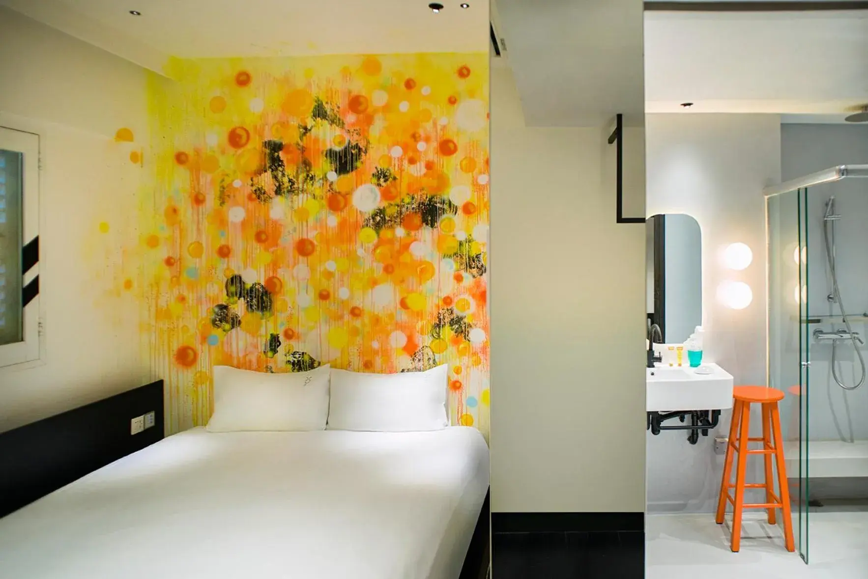 Deluxe Queen Room in Hi Hotel Deluxe Queen Room in Hi Hotel