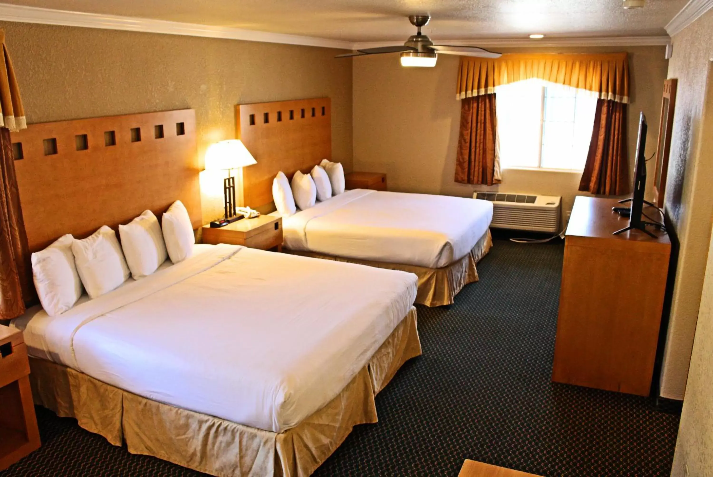 Family Suite in Lake Point Lodge Family Suite in Lake Point Lodge