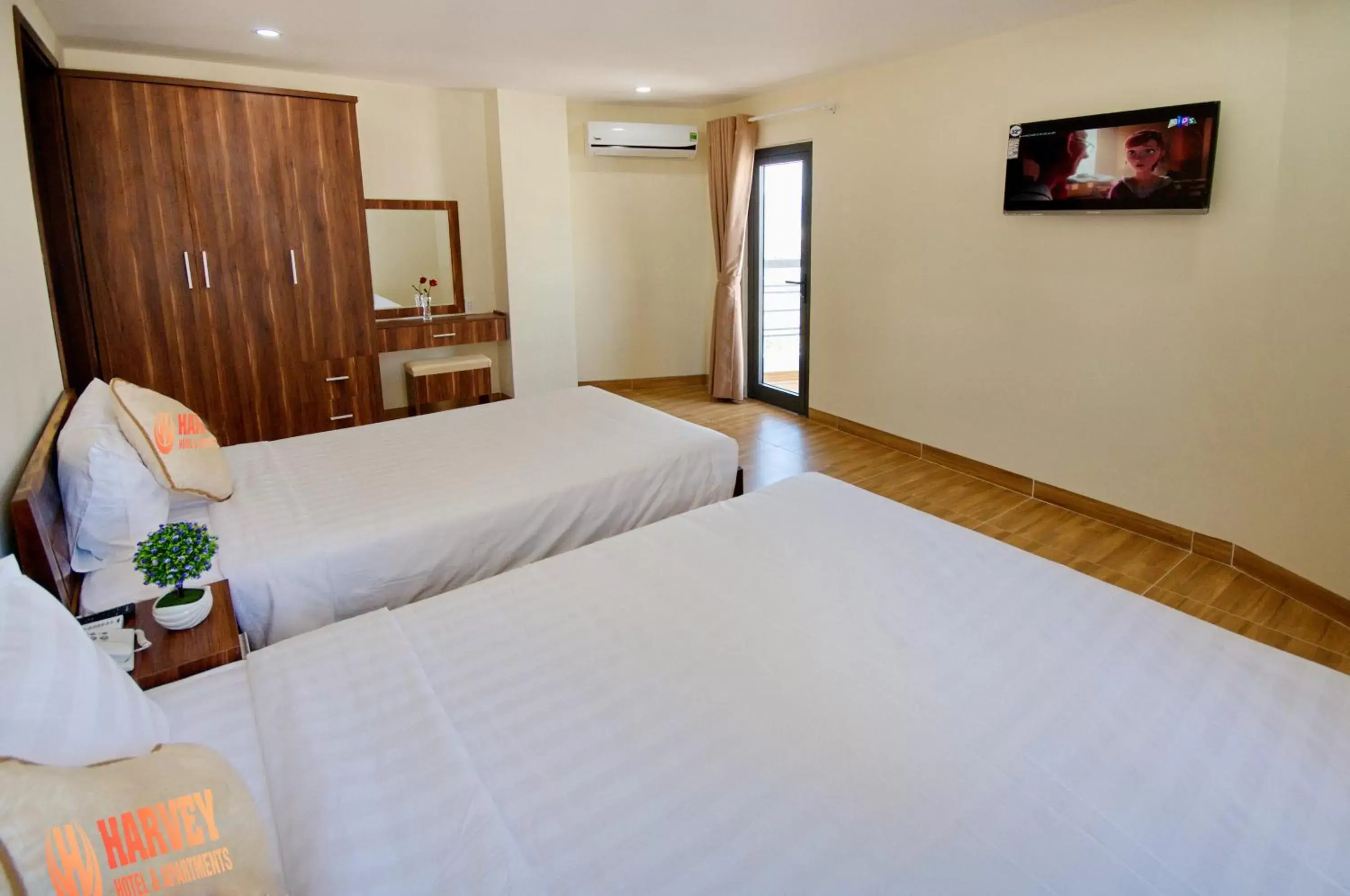 Triple Room with Balcony in Harvey Hotel & Apartments Triple Room with Balcony in Harvey Hotel & Apartments