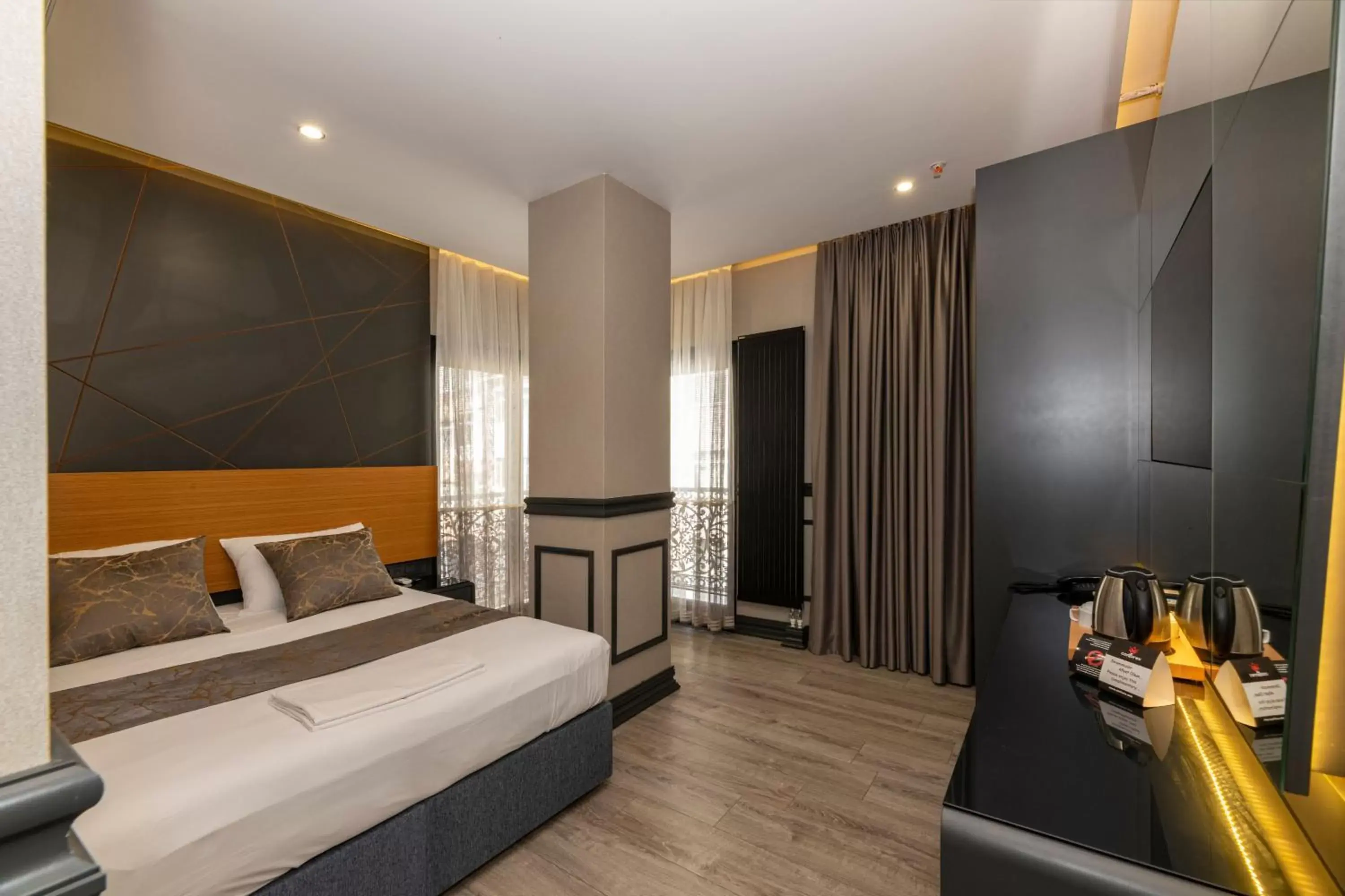 Deluxe Double Room in Confores Hotel Deluxe Double Room in Confores Hotel