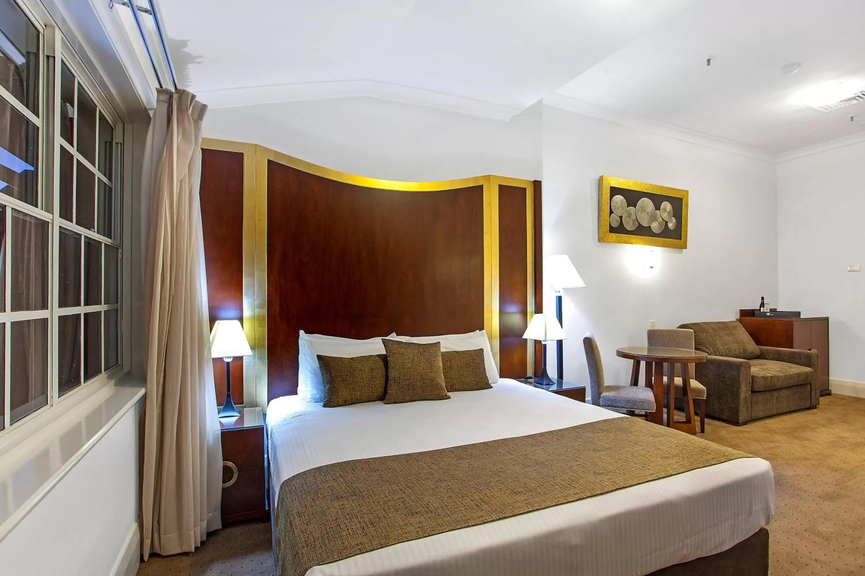 Executive King Room in Mercure Maitland Monte Pio Executive King Room in Mercure Maitland Monte Pio