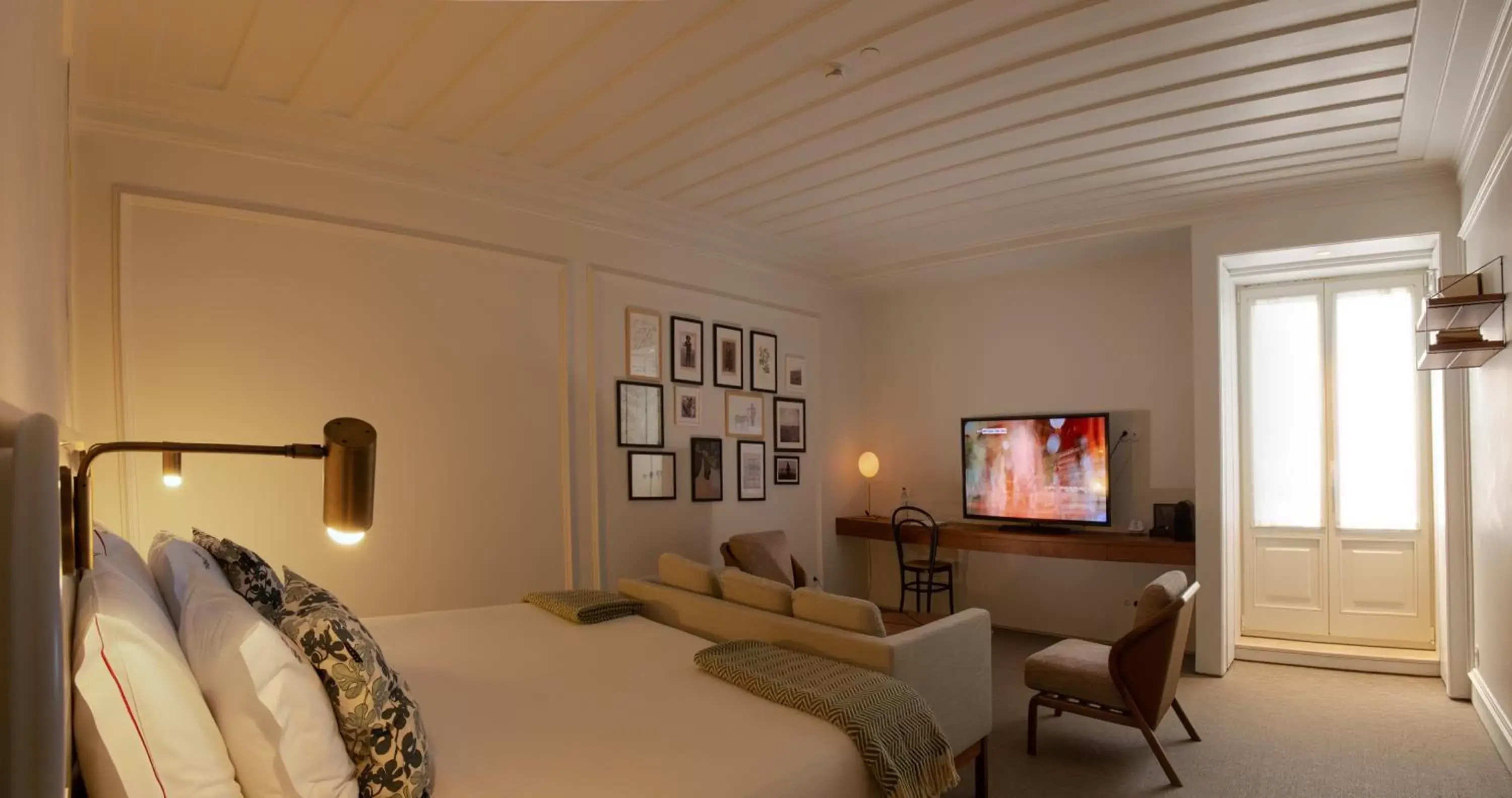 Unique Room in Lisboa Pessoa Hotel Unique Room in Lisboa Pessoa Hotel