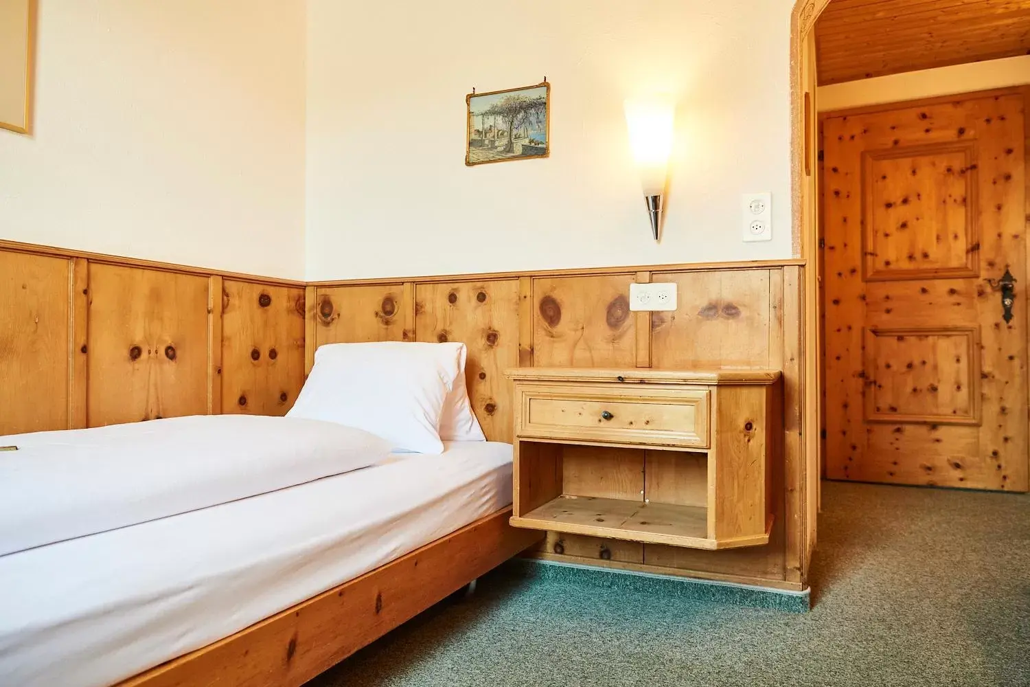 Single Room with Mountain View in Chesa Languard Single Room with Mountain View in Chesa Languard