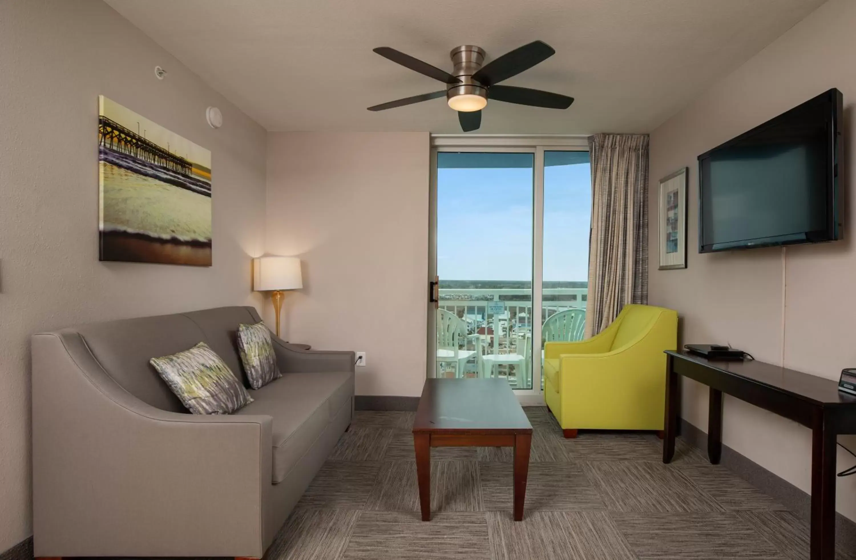 One-Bedroom Suite with Boulevard View in Prince Resort One-Bedroom Suite with Boulevard View in Prince Resort