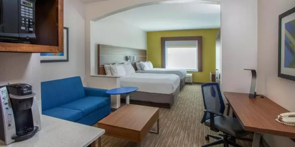 Queen Suite with Two Queen Beds - Non-Smoking in Holiday Inn Express Hotel & Suites Mount Juliet - Nashville Area, an IHG Hotel Queen Suite with Two Queen Beds - Non-Smoking in Holiday Inn Express Hotel & Suites Mount Juliet - Nashville Area, an IHG Hotel