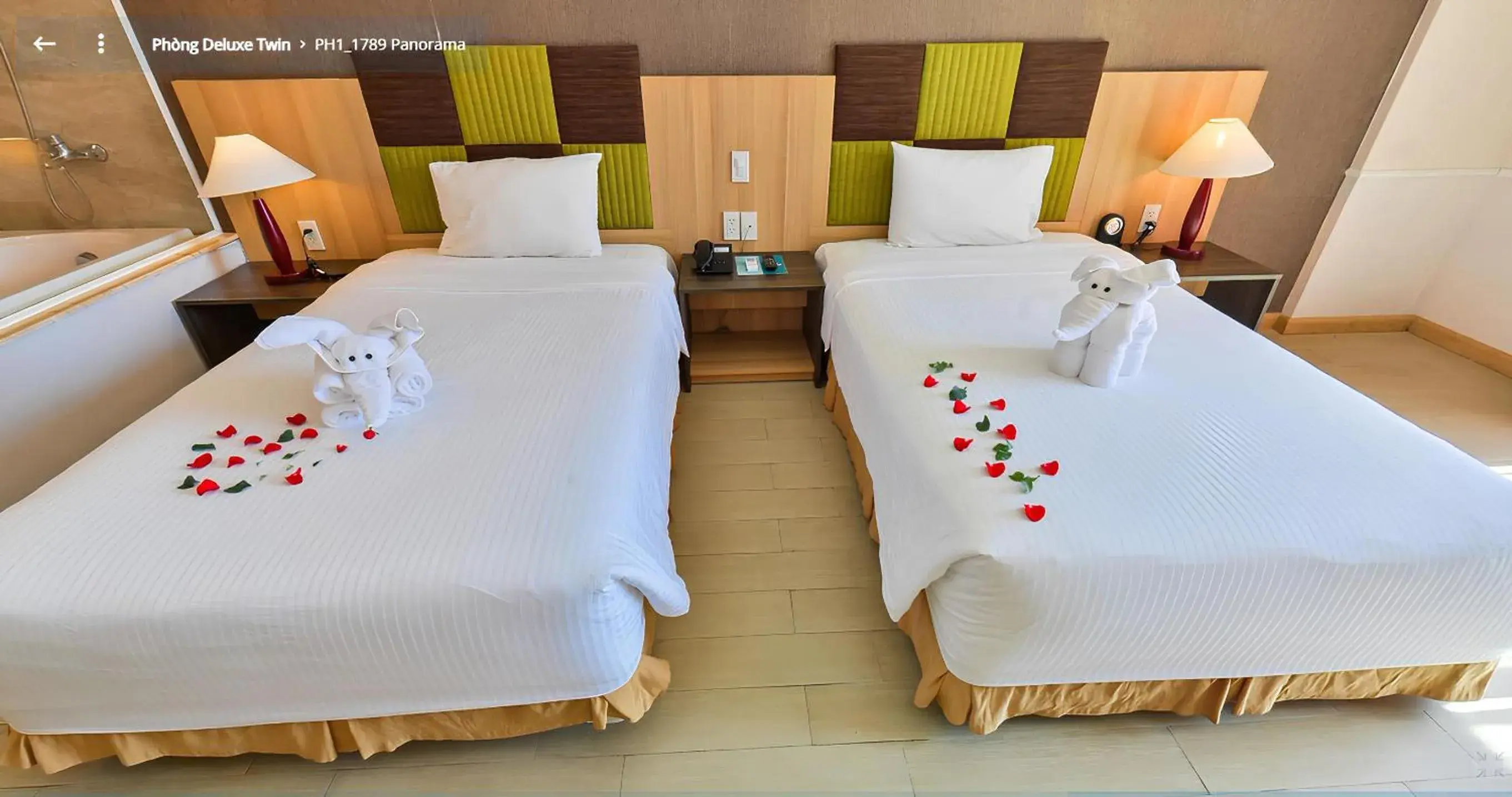Deluxe Twin Room with Balcony in Muong Thanh Holiday Muine Hotel Deluxe Twin Room with Balcony in Muong Thanh Holiday Muine Hotel
