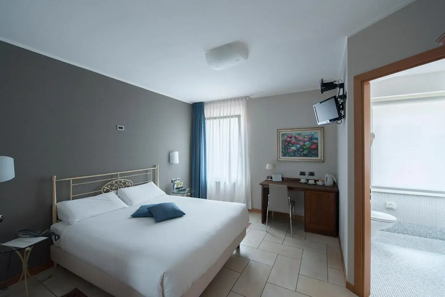 Double or Twin Room - single occupancy in Hotel Villa Colico Double or Twin Room - single occupancy in Hotel Villa Colico