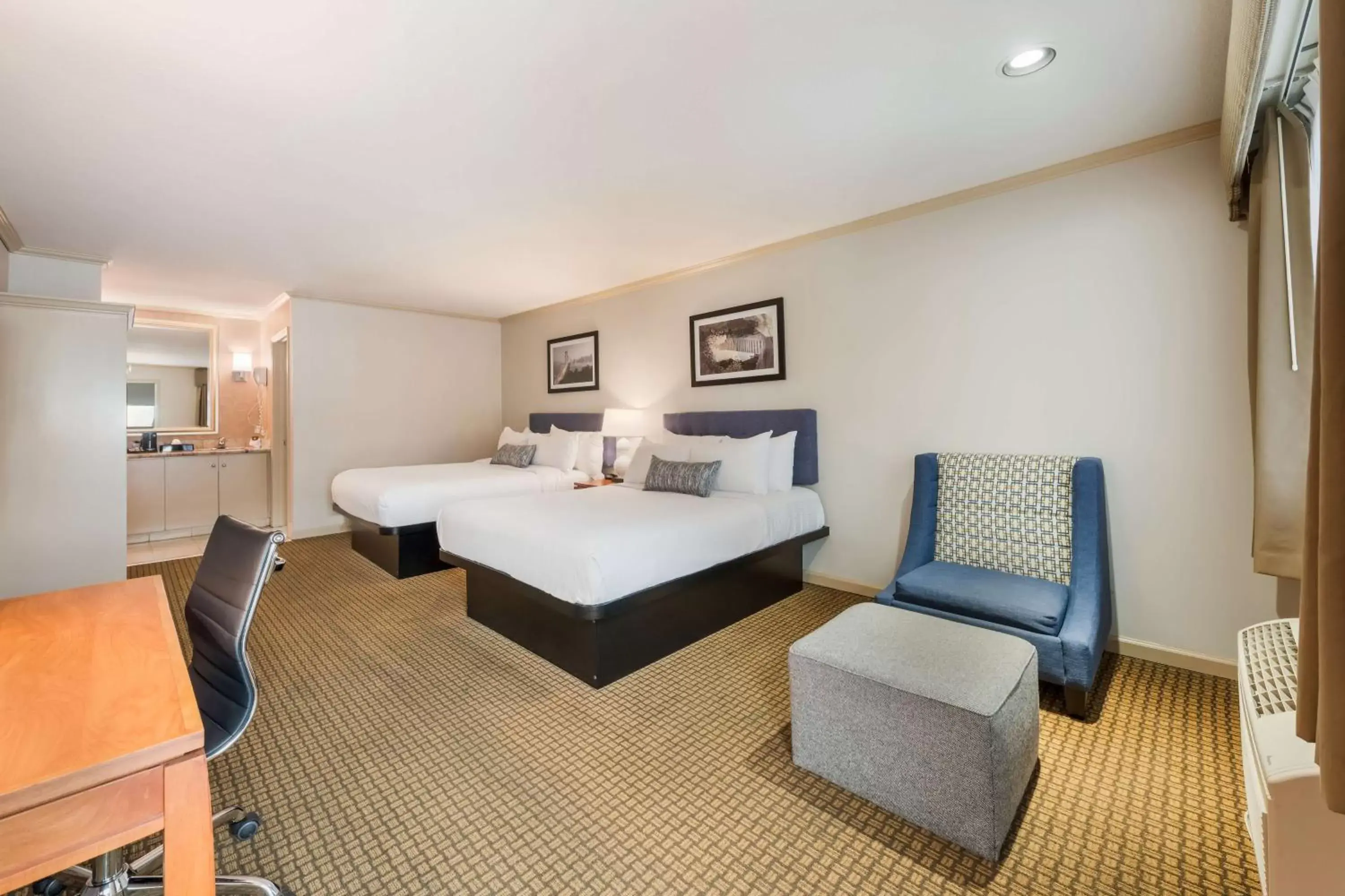 Queen Room with Two Queen Beds - Disability Access in SureStay Plus Hotel by Best Western Mountain View Queen Room with Two Queen Beds - Disability Access in SureStay Plus Hotel by Best Western Mountain View