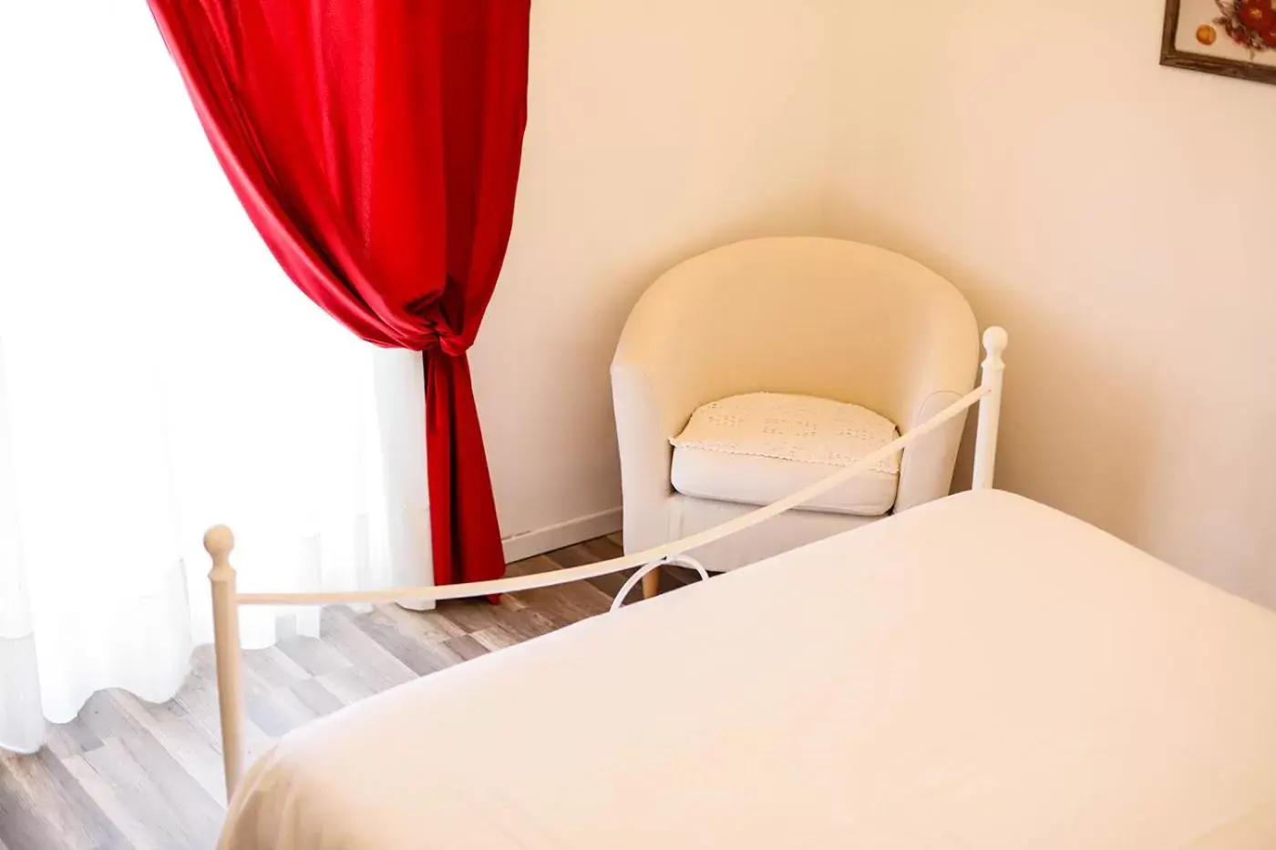 Double Room with Private Bathroom in B&B Liolà Patti Double Room with Private Bathroom in B&B Liolà Patti