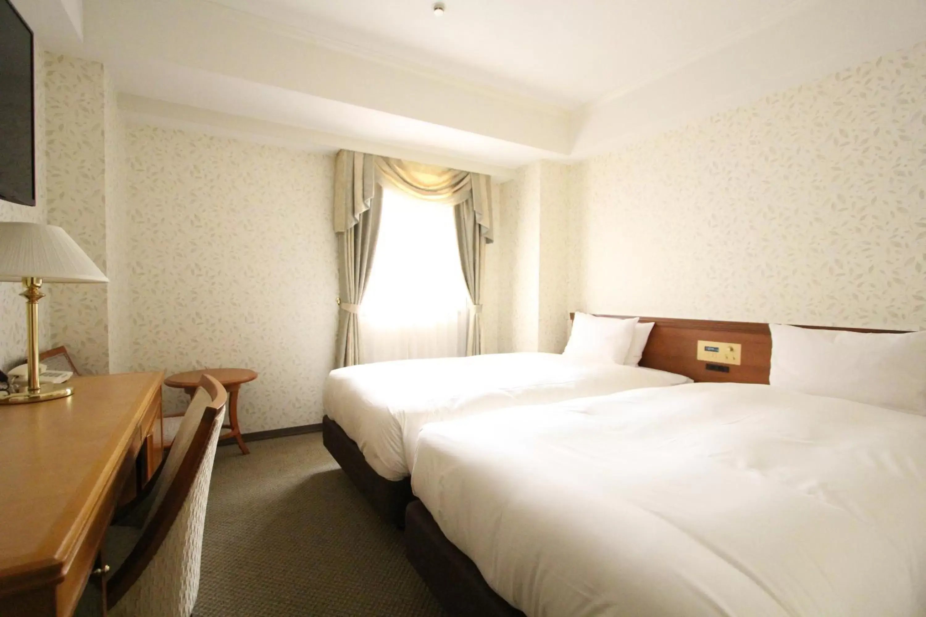 Comfort Twin Room - Smoking in KOKO HOTEL Osaka Shinsaibashi Comfort Twin Room - Smoking in KOKO HOTEL Osaka Shinsaibashi