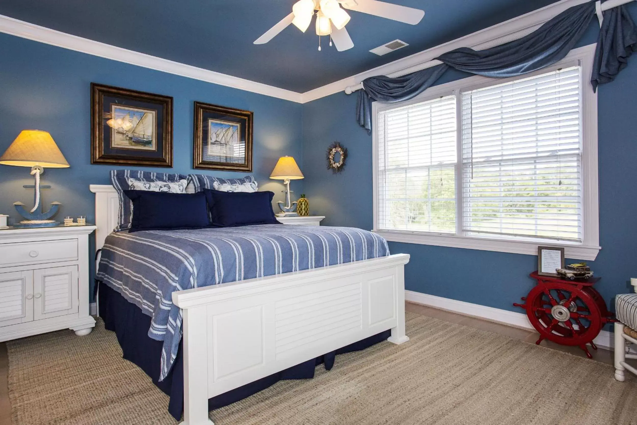 Queen Suite in Pillow and Paddock B&B Queen Suite in Pillow and Paddock B&B