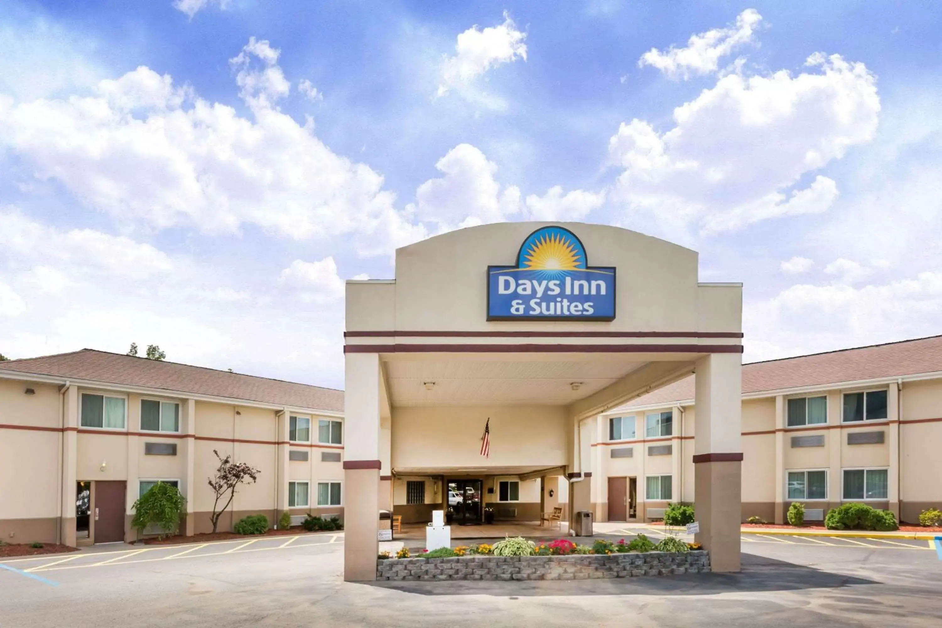 Days Inn & Suites by Wyndham Bridgeport - Clarksburg Days Inn & Suites by Wyndham Bridgeport - Clarksburg