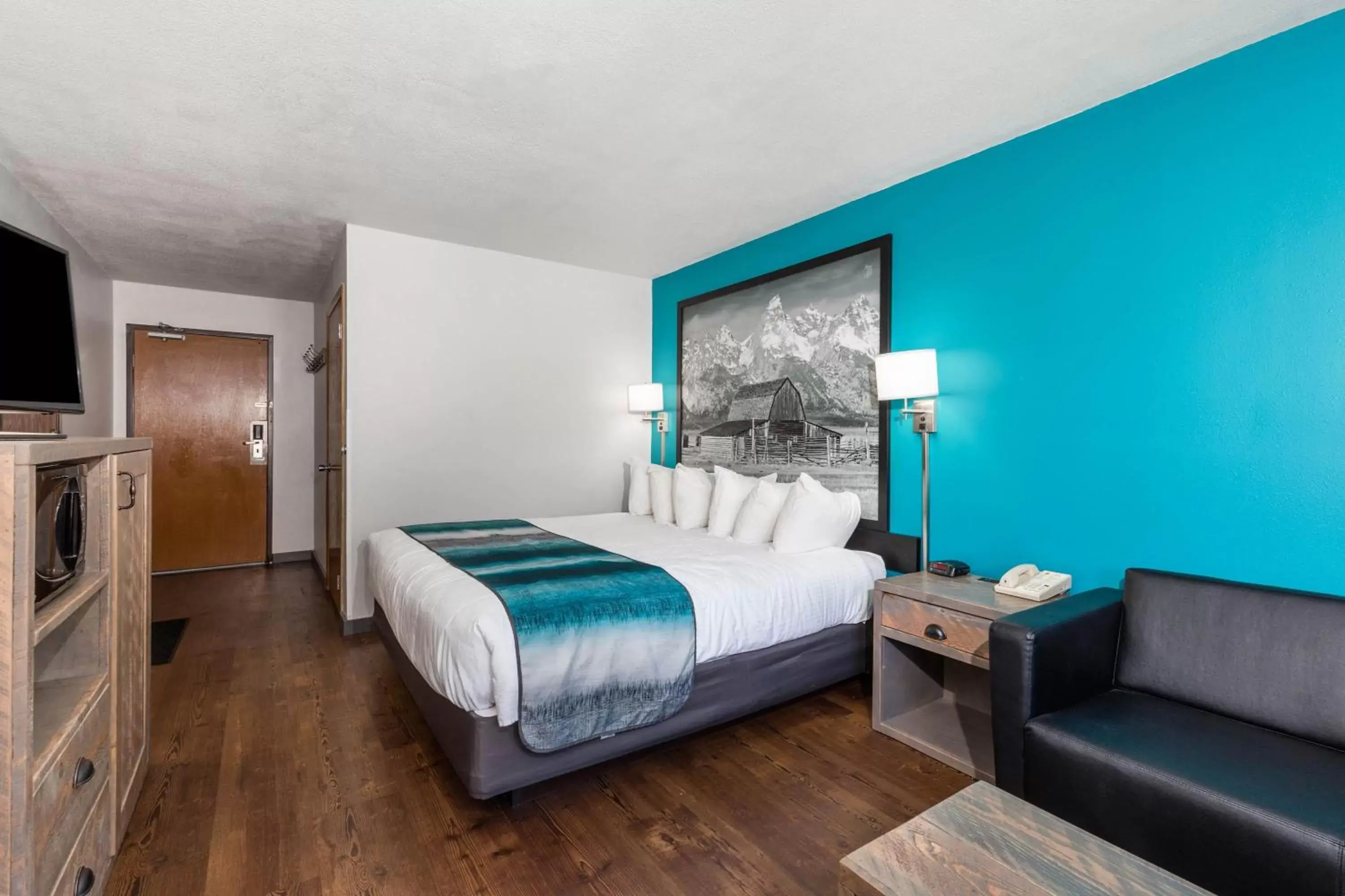 King Room - Non-Smoking in Super 8 by Wyndham Gardiner/Yellowstone Park Area King Room - Non-Smoking in Super 8 by Wyndham Gardiner/Yellowstone Park Area