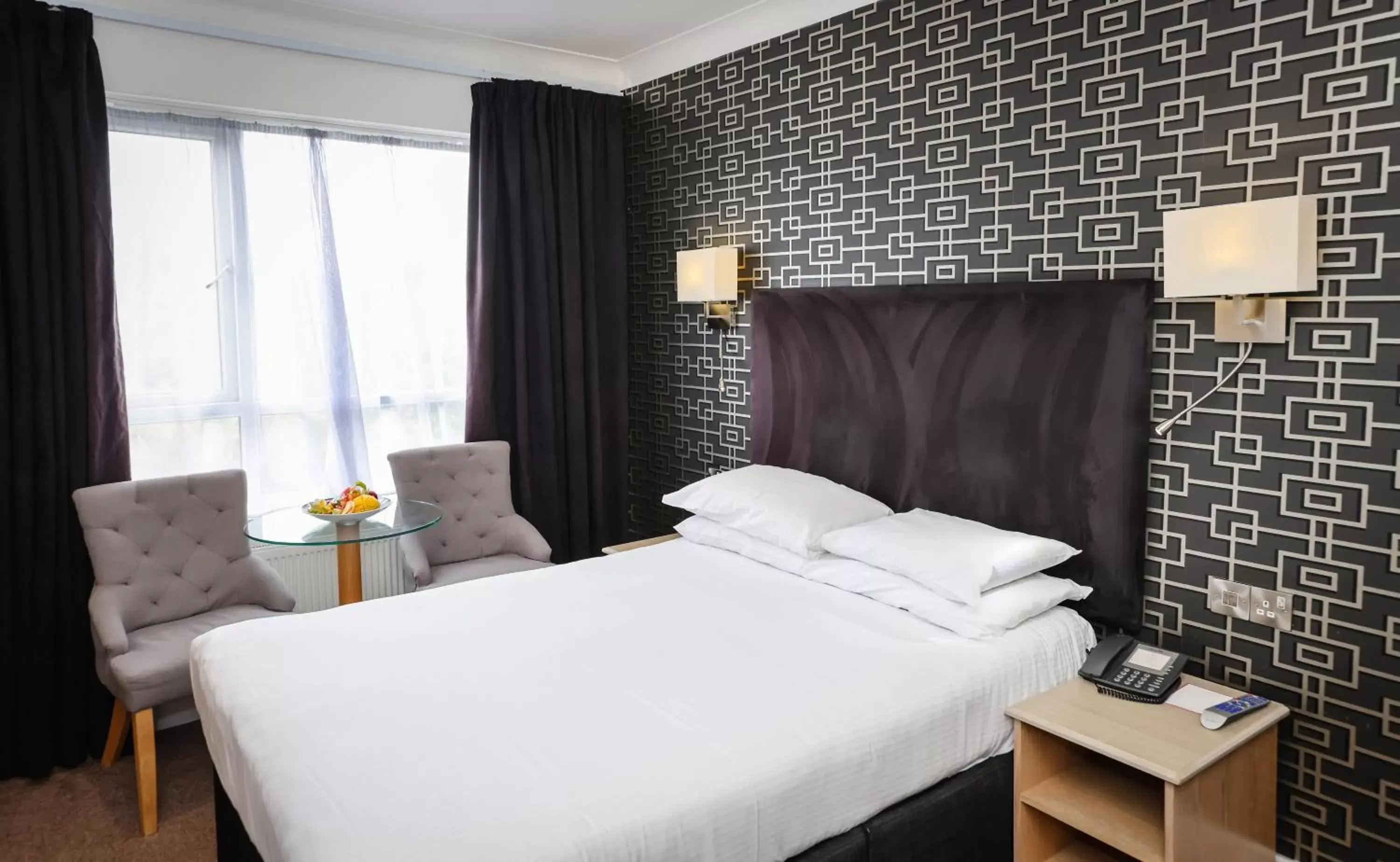 Standard Double Room in Cumberland Hotel - OCEANA COLLECTION Standard Double Room in Cumberland Hotel - OCEANA COLLECTION