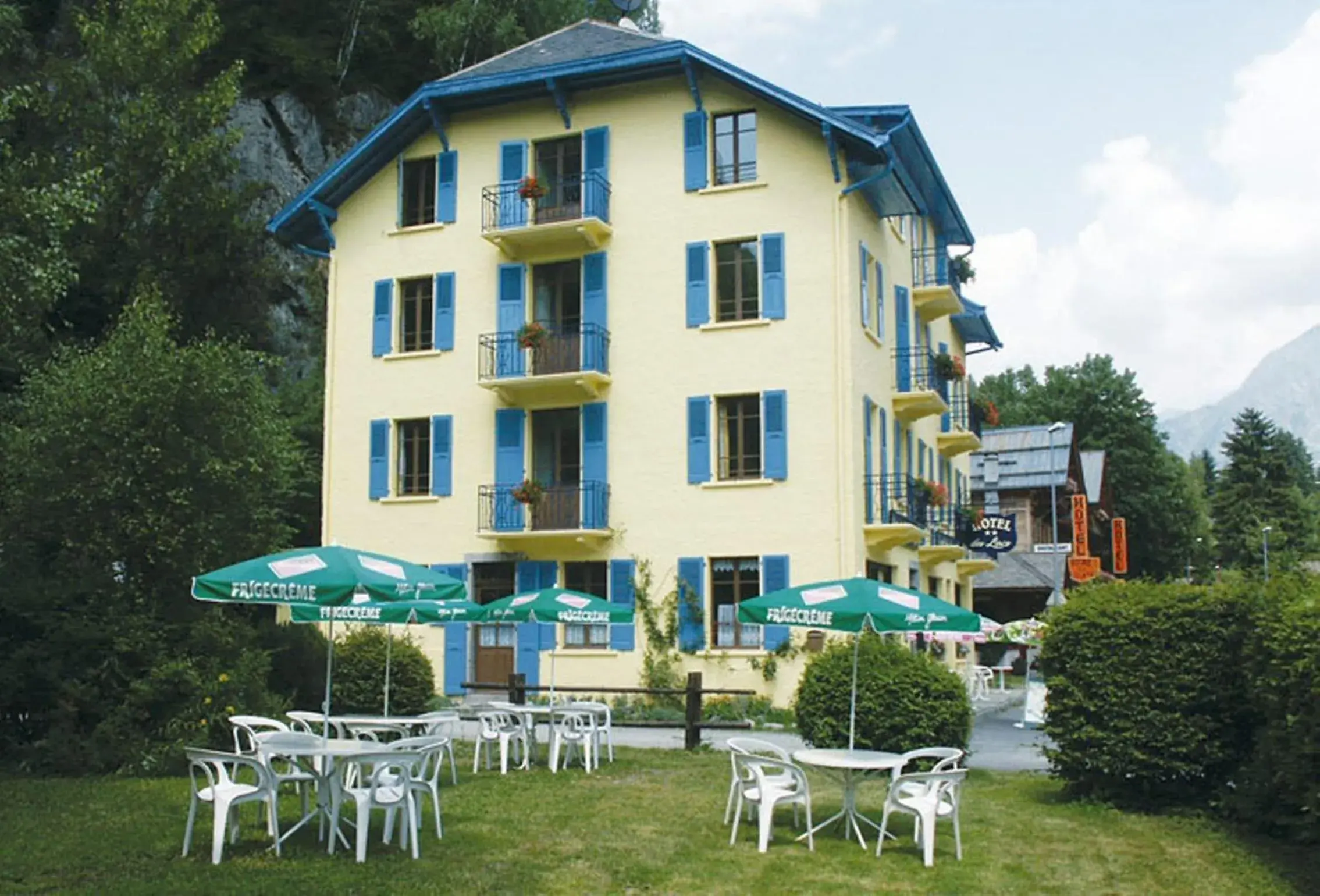 Hotel des Lacs Hotel des Lacs