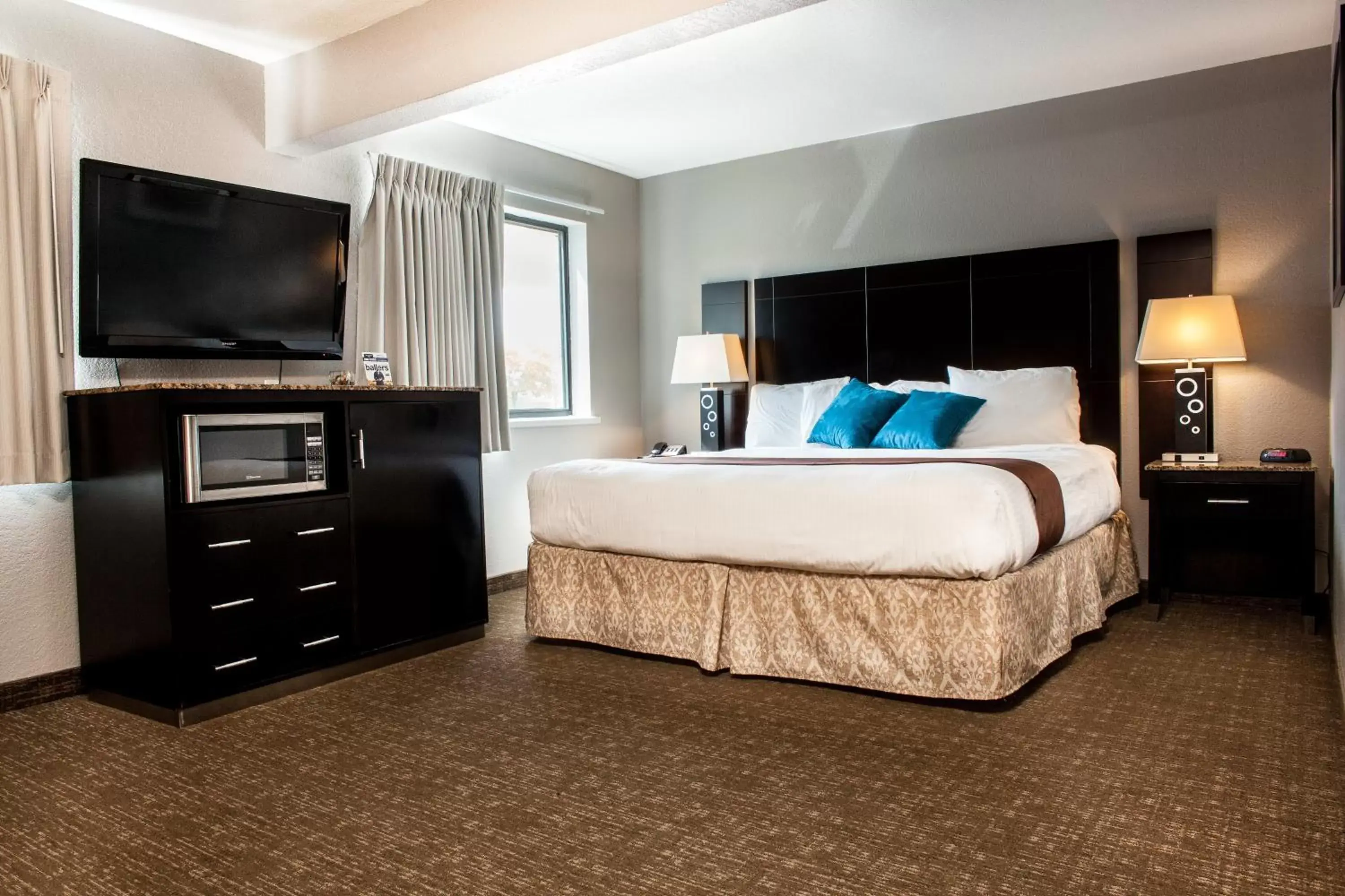 King Room in Heartland Inn Coralville King Room in Heartland Inn Coralville