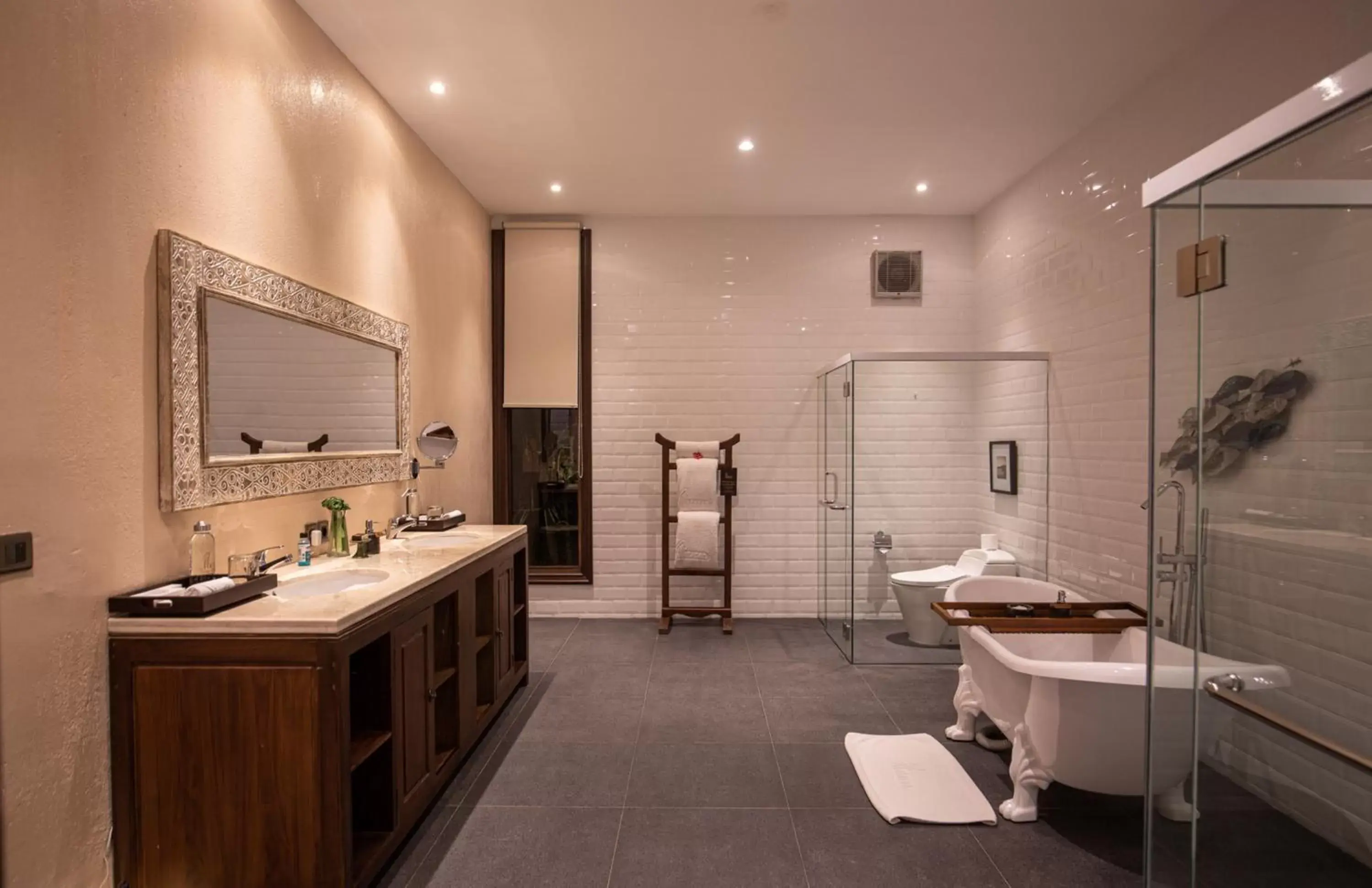 Early Booker Hot Deal - Deluxe Beachfront Residence with Free Exclusive Benefit in Plataran Komodo Resort & Spa - CHSE Certified Early Booker Hot Deal - Deluxe Beachfront Residence with Free Exclusive Benefit in Plataran Komodo Resort & Spa - CHSE Certified