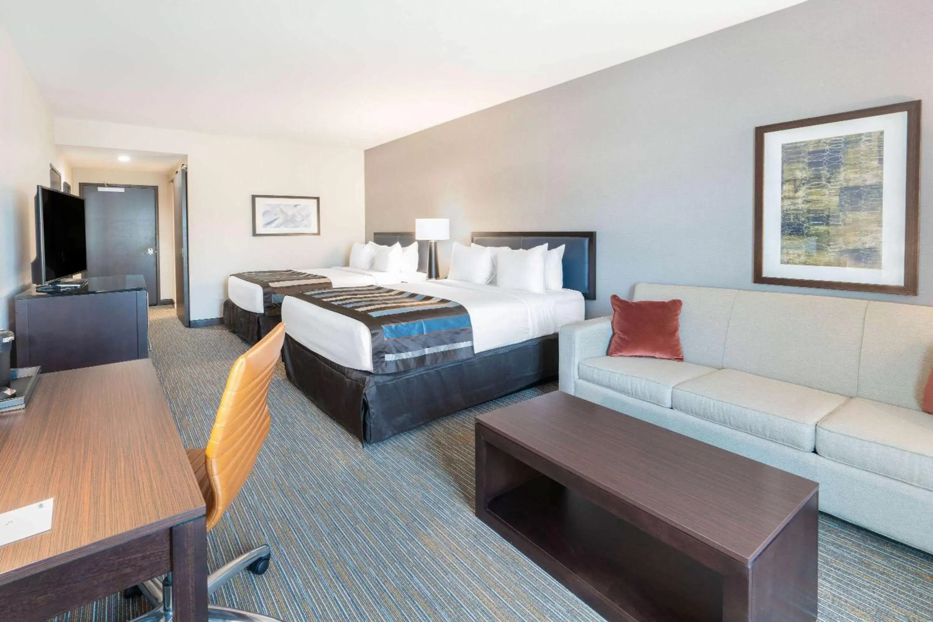 Deluxe Queen Room with Two Queen Beds - Non-Smoking in Wingate by Wyndham Moab Deluxe Queen Room with Two Queen Beds - Non-Smoking in Wingate by Wyndham Moab