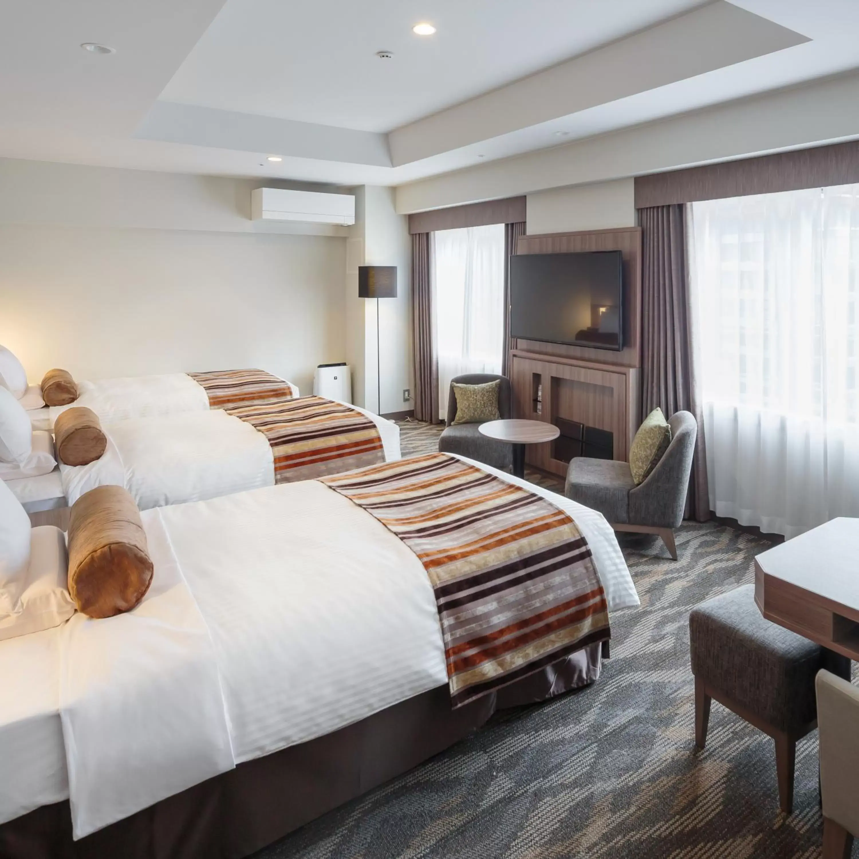 Deluxe Triple Room - Non-Smoking in Hotel MYSTAYS PREMIER Dojima Deluxe Triple Room - Non-Smoking in Hotel MYSTAYS PREMIER Dojima