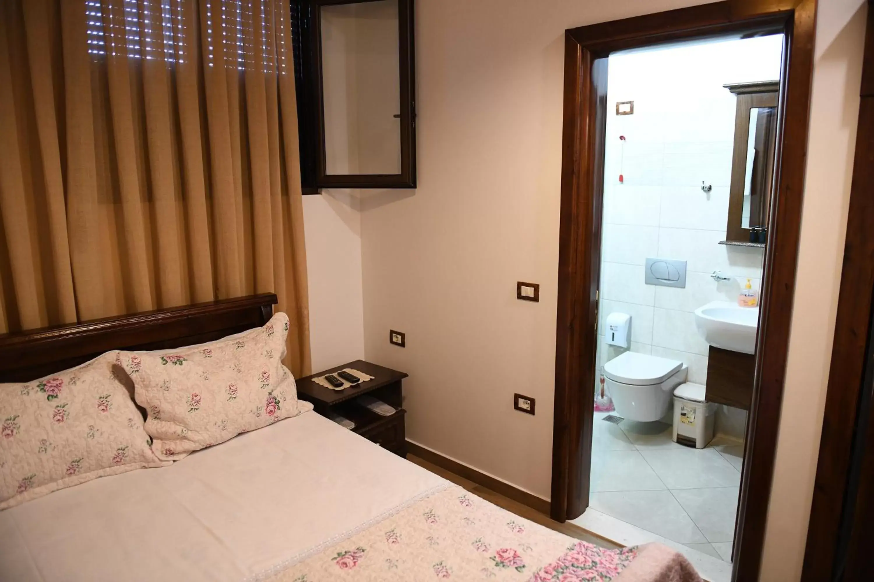 Single Room - single occupancy in Hotel Kaceli Single Room - single occupancy in Hotel Kaceli