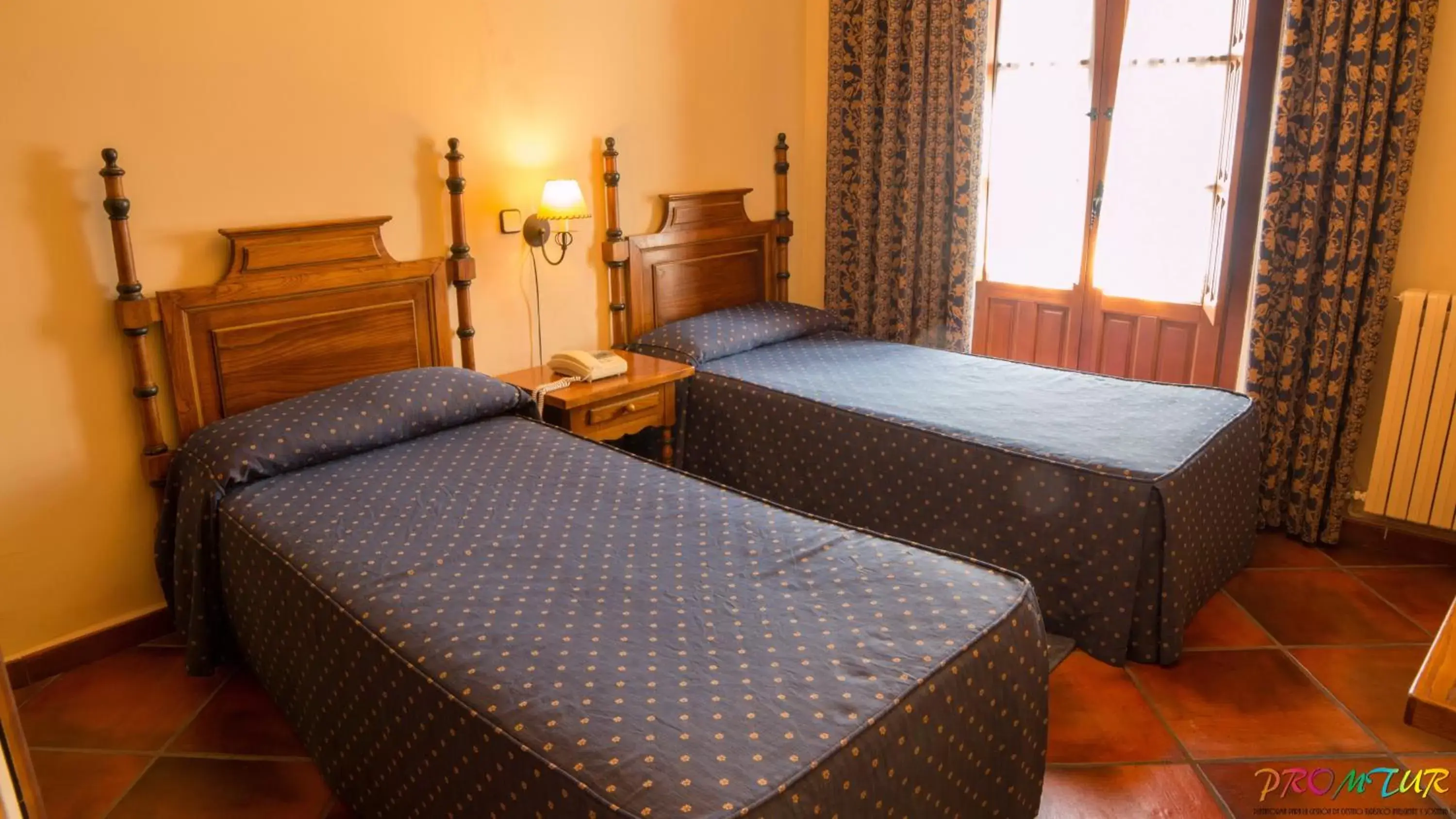 Twin Room in Hotel Las Cancelas Twin Room in Hotel Las Cancelas