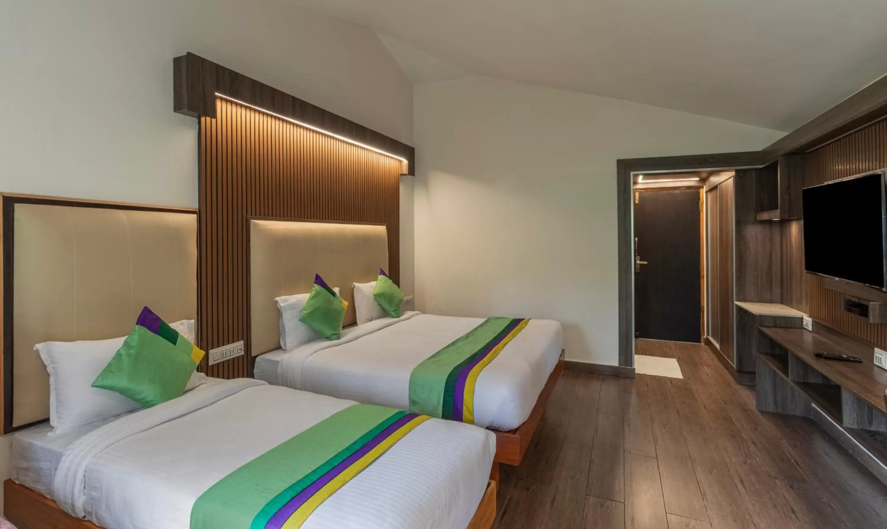 Superior Family Room in Treebo Kodai Kings Park, 650 M From Kodai Lake Superior Family Room in Treebo Kodai Kings Park, 650 M From Kodai Lake