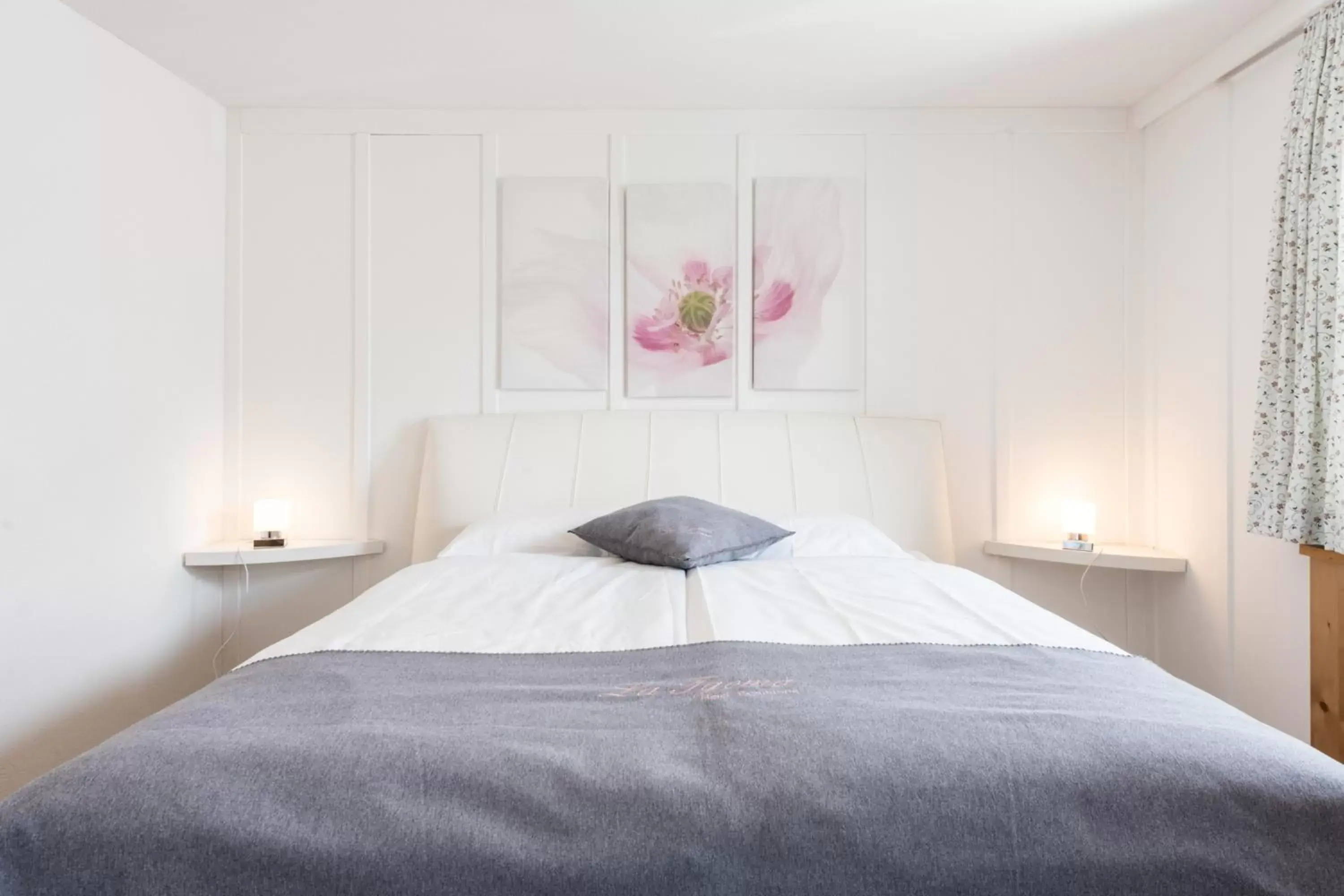 Standard Single Room in La Tgoma - Hotel & Restaurant Standard Single Room in La Tgoma - Hotel & Restaurant