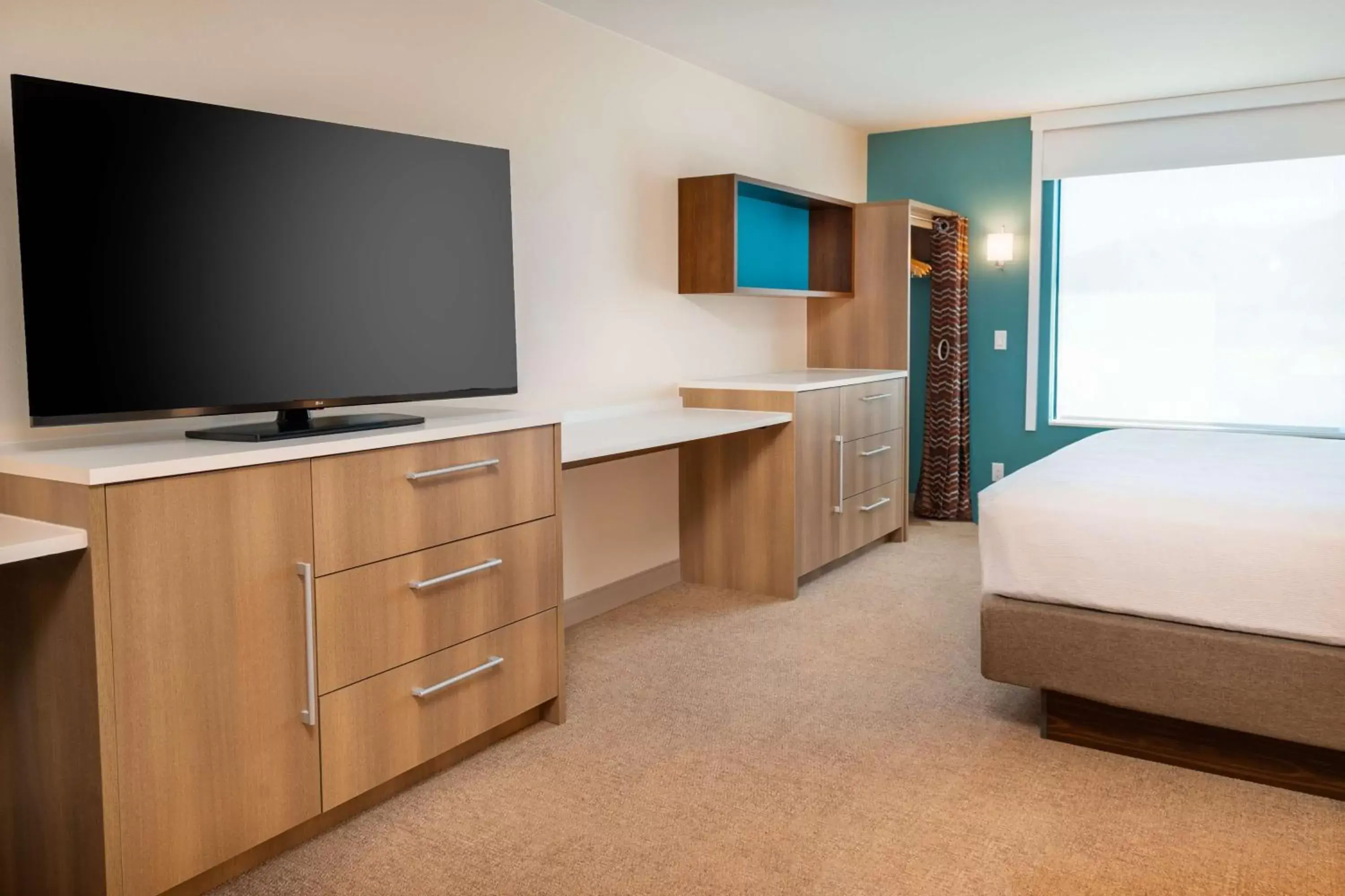 King Studio Suite - single occupancy - Non-Smoking in Home2 Suites Corona, Ca King Studio Suite - single occupancy - Non-Smoking in Home2 Suites Corona, Ca