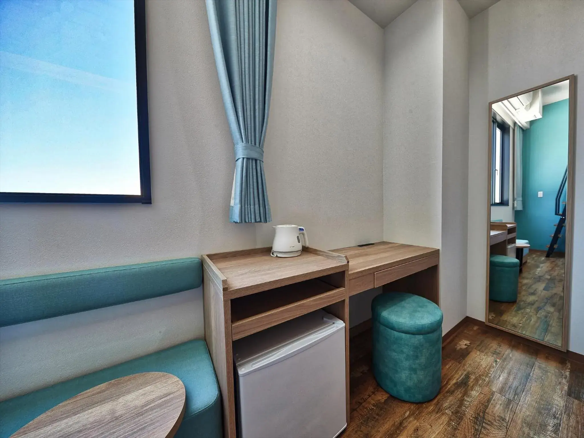 Quadruple Room with Loft in CABIN&HOTEL ReTIME Quadruple Room with Loft in CABIN&HOTEL ReTIME