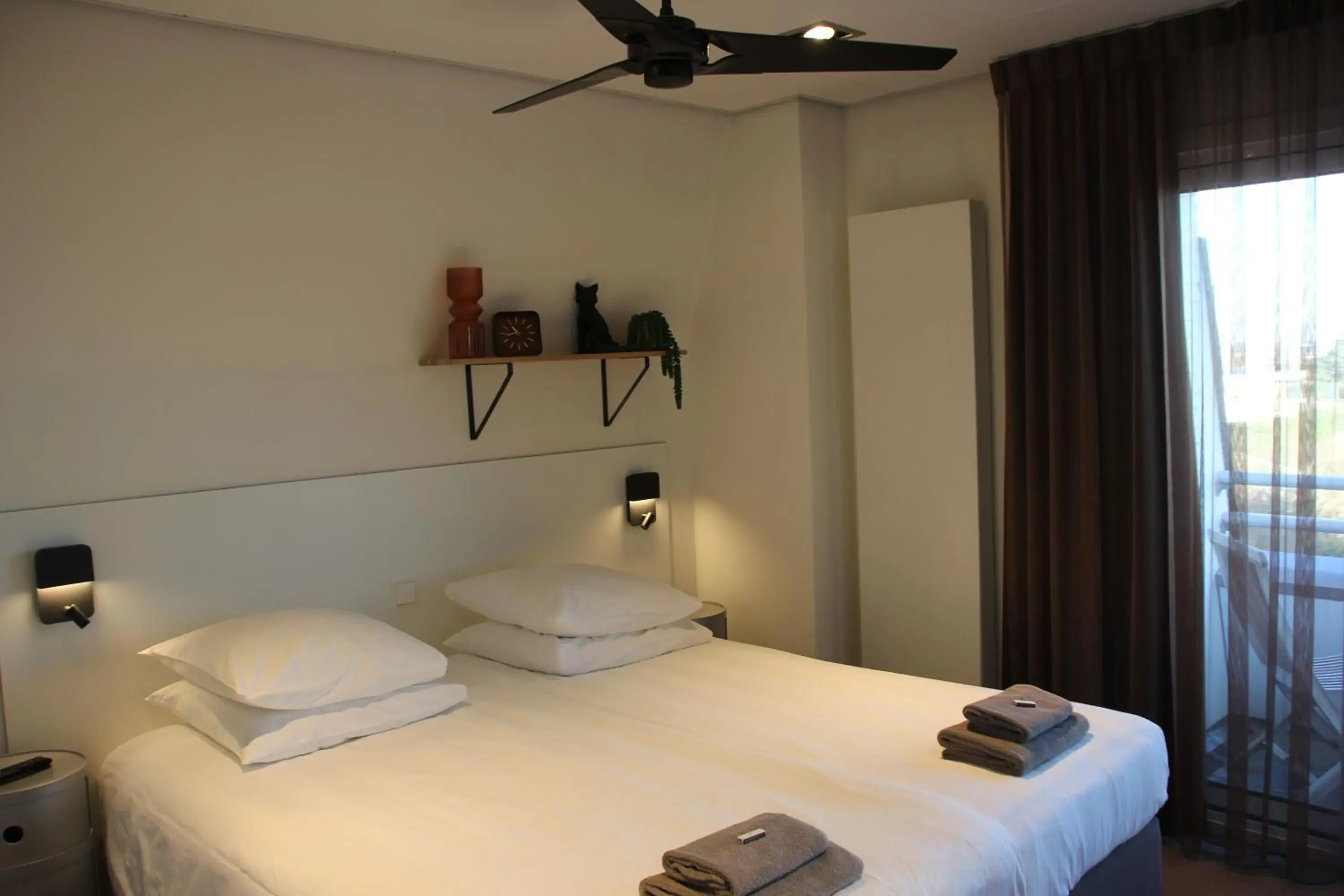 Single Room Backside - single occupancy in Hotel Hogerhuys - adults only Single Room Backside - single occupancy in Hotel Hogerhuys - adults only