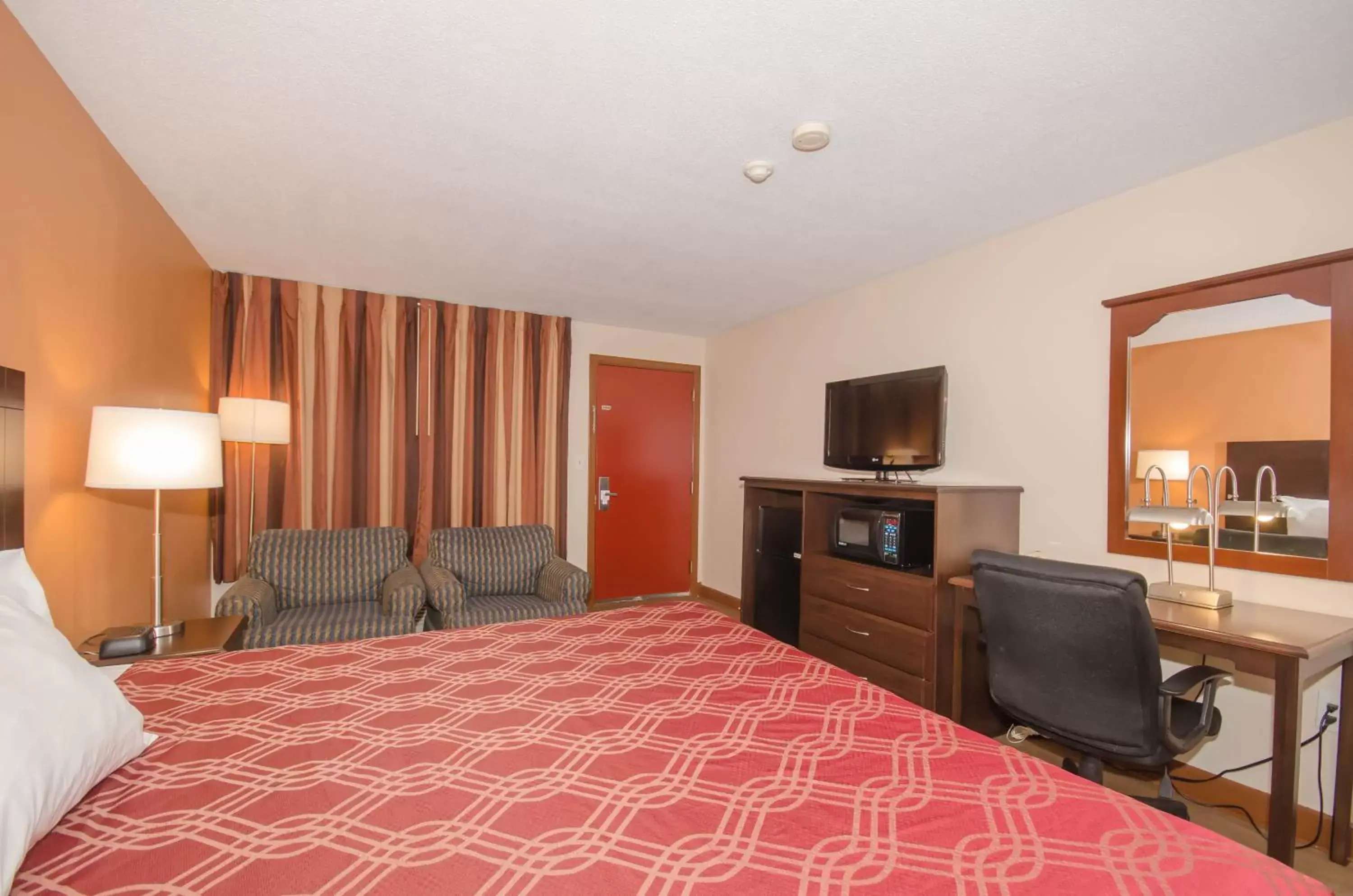 King Room - Smoking in Econo Lodge Sharon - Foxborough King Room - Smoking in Econo Lodge Sharon - Foxborough