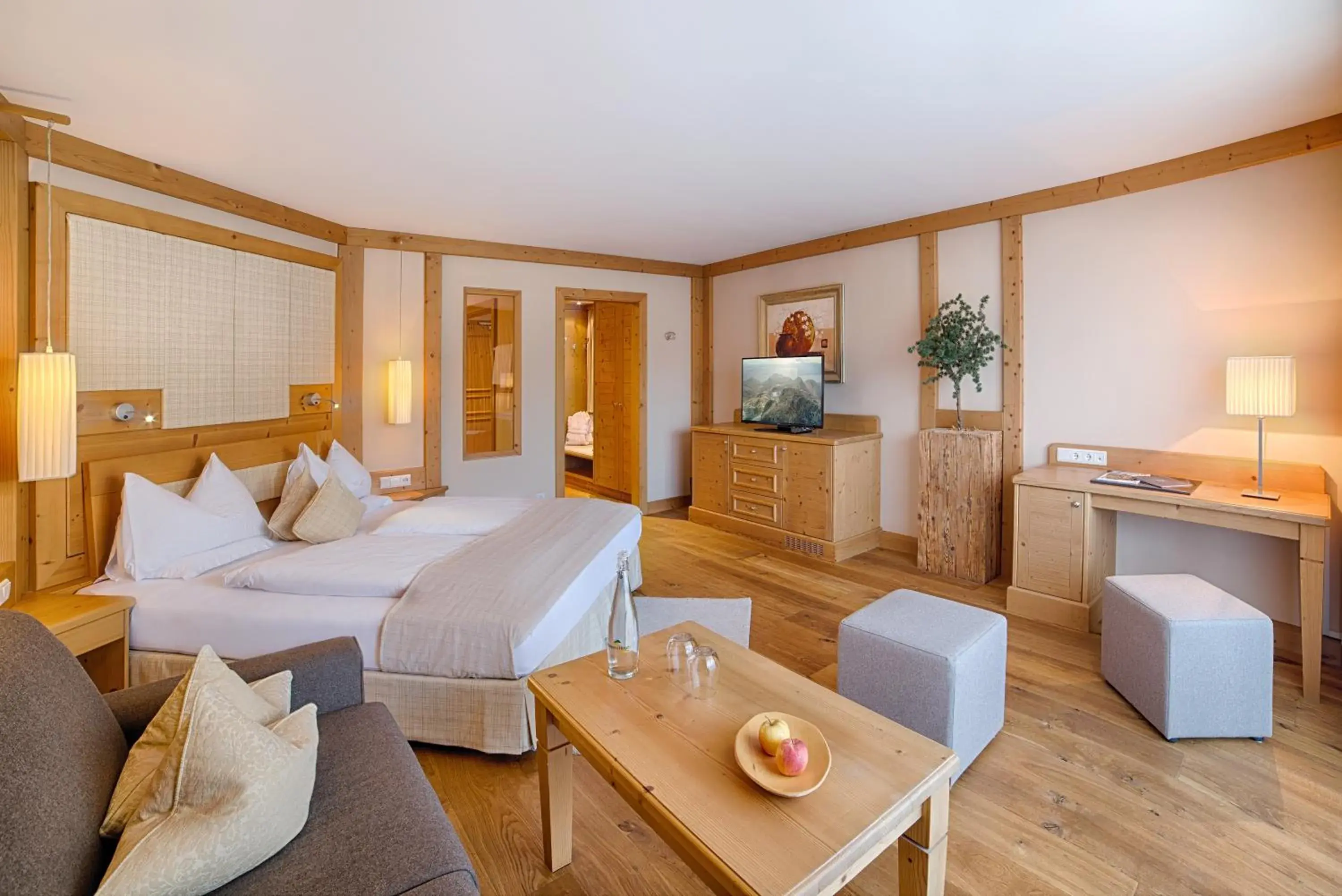 Double Room in Majestic - Unique Spa Resort Double Room in Majestic - Unique Spa Resort