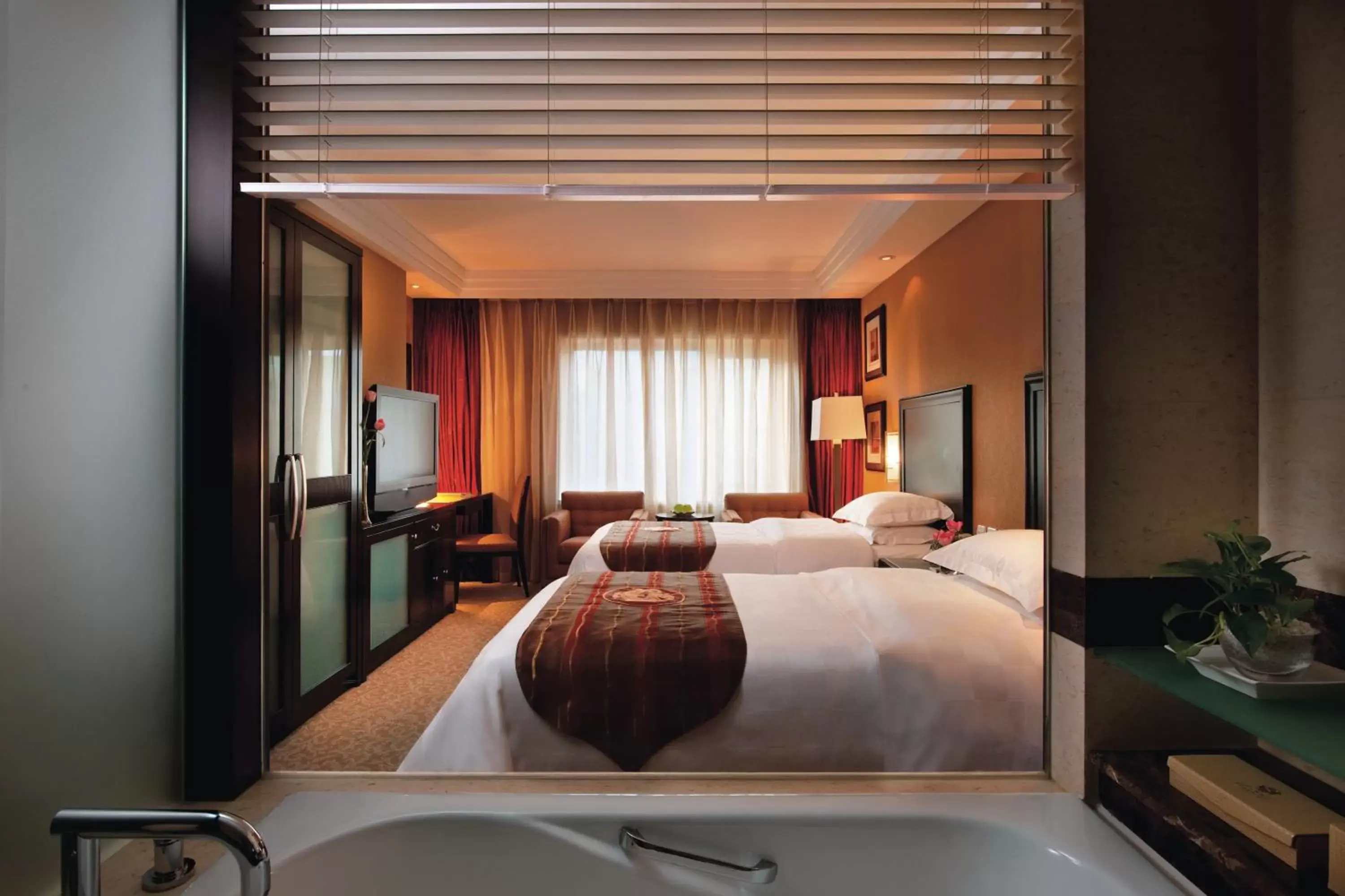 Executive Double or Twin Room in Sunworld Dynasty Hotel Beijing Wangfujing Executive Double or Twin Room in Sunworld Dynasty Hotel Beijing Wangfujing