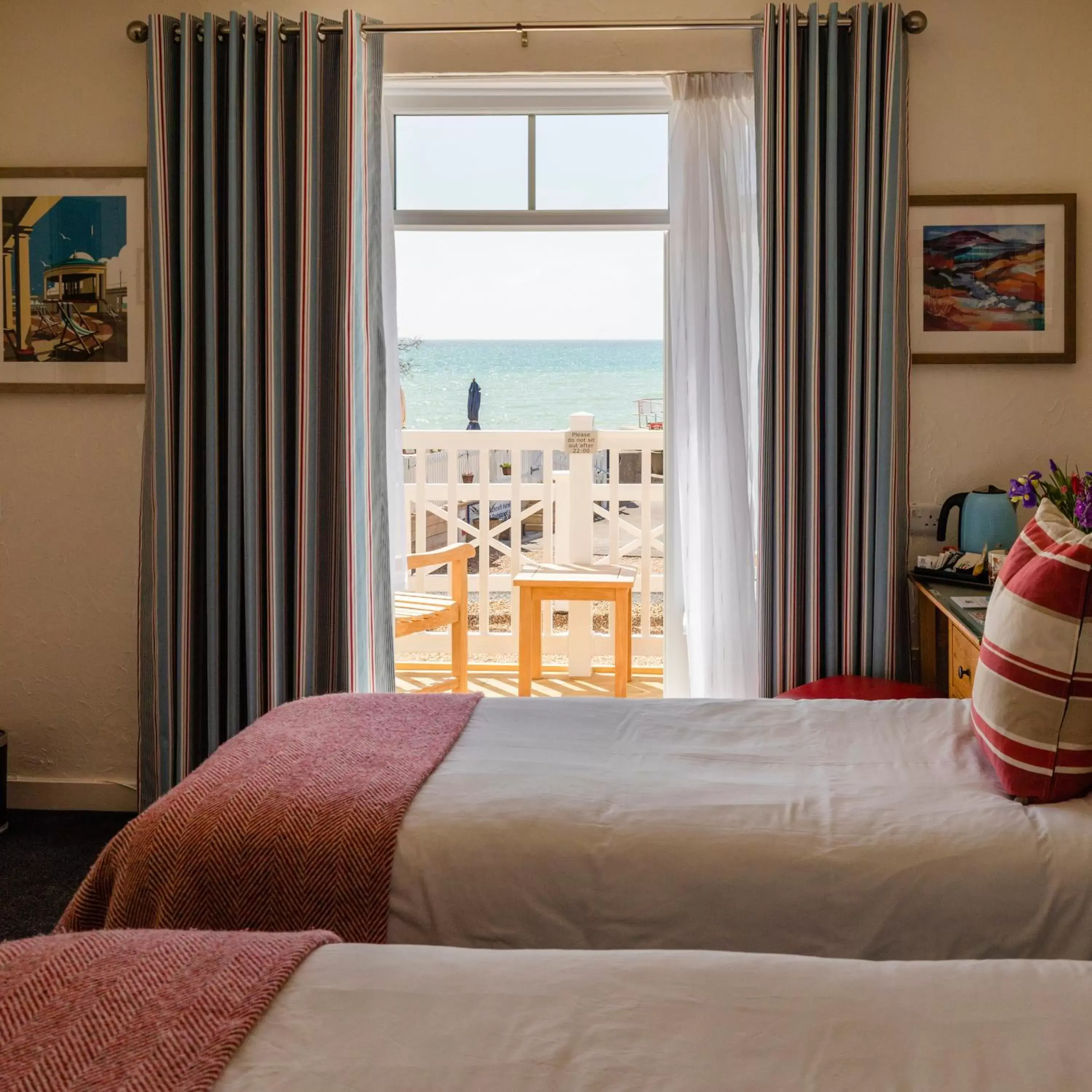 Classic Twin Room with Balcony and Sea View in The Beachcroft Hotel, BW Signature Collection Classic Twin Room with Balcony and Sea View in The Beachcroft Hotel, BW Signature Collection
