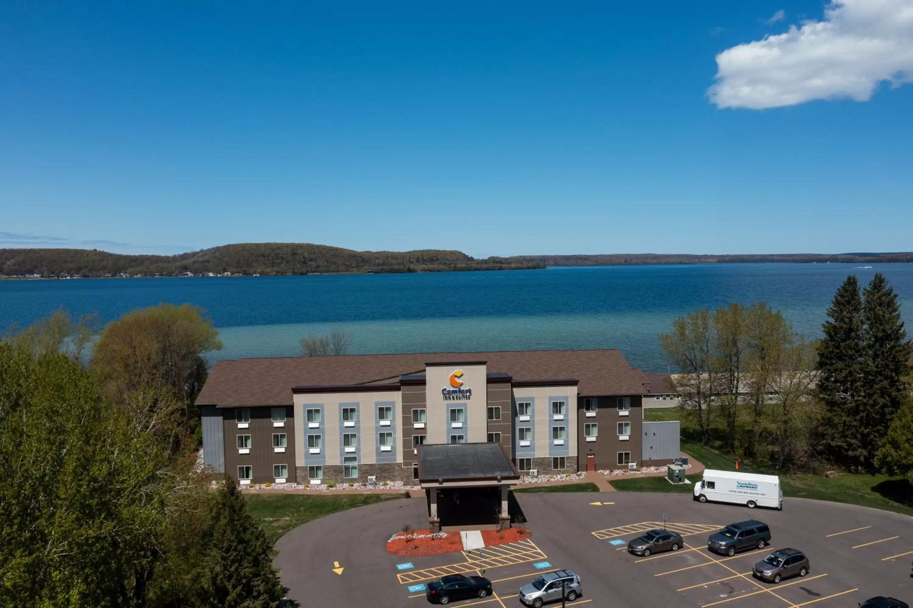 Comfort Inn & Suites Munising-Lakefront Comfort Inn & Suites Munising-Lakefront