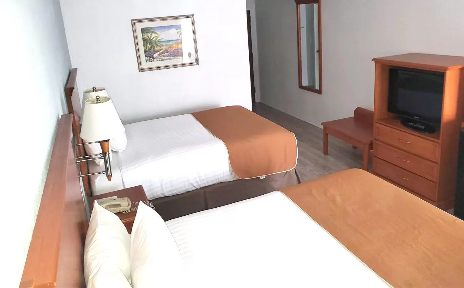 Deluxe Queen Room in Coratel Inn & Suites by Jasper New Braunfels IH-35 EXT 189 Deluxe Queen Room in Coratel Inn & Suites by Jasper New Braunfels IH-35 EXT 189