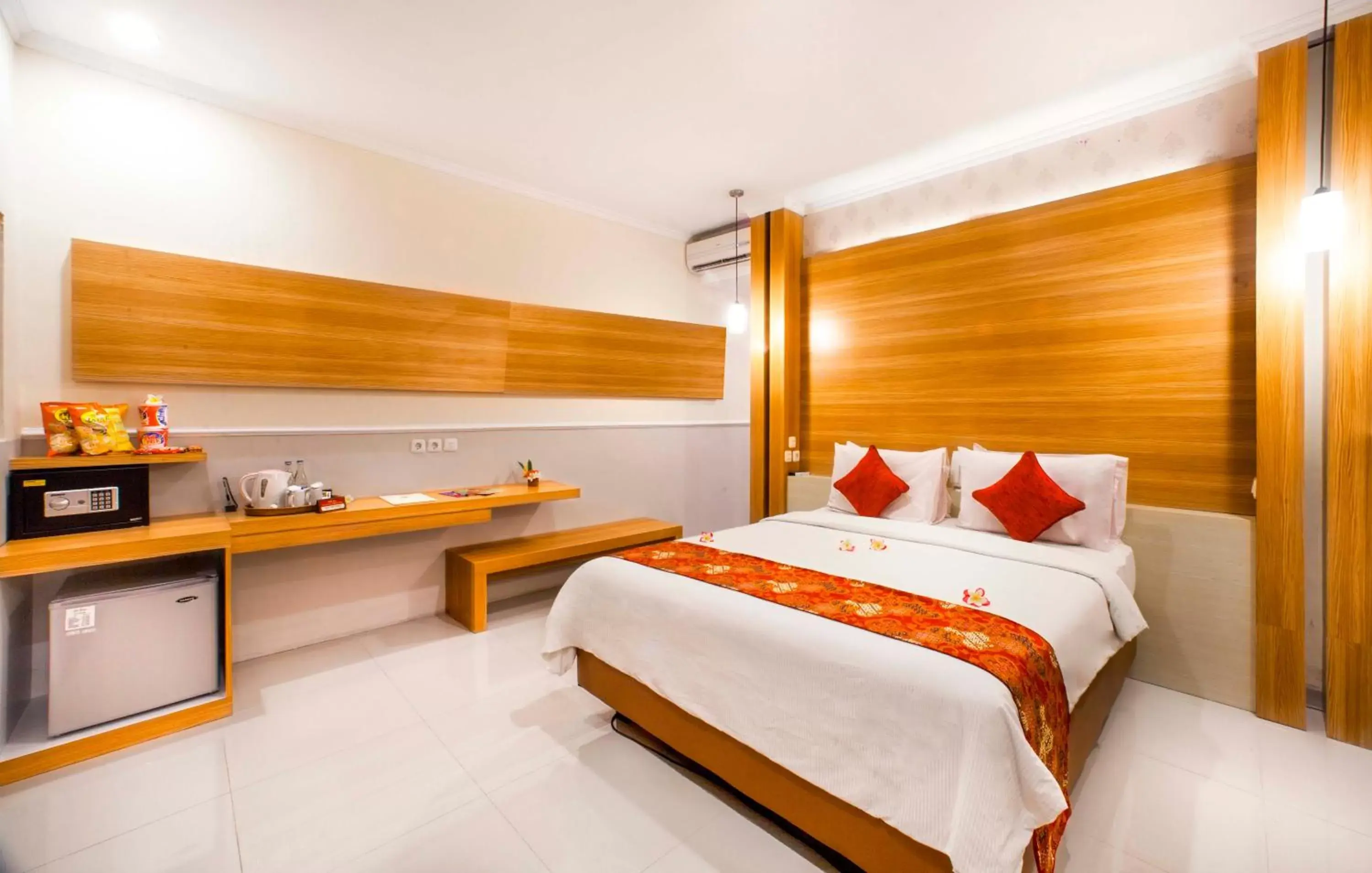 Deluxe Double or Twin Room in Bali Taman Beach Resort & Spa Lovina Deluxe Double or Twin Room in Bali Taman Beach Resort & Spa Lovina
