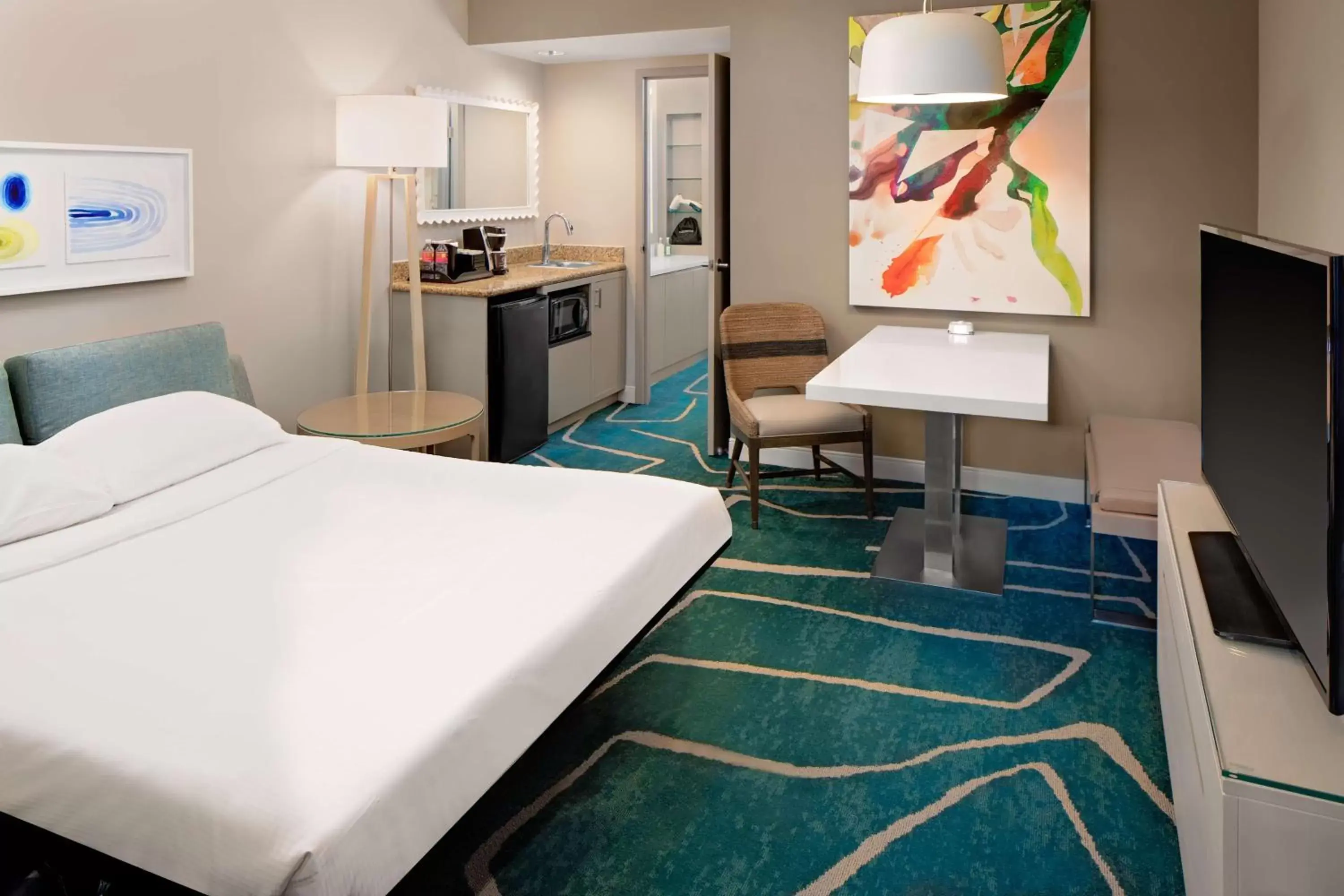 King Suite with City View in Embassy Suites by Hilton San Diego Bay Downtown King Suite with City View in Embassy Suites by Hilton San Diego Bay Downtown